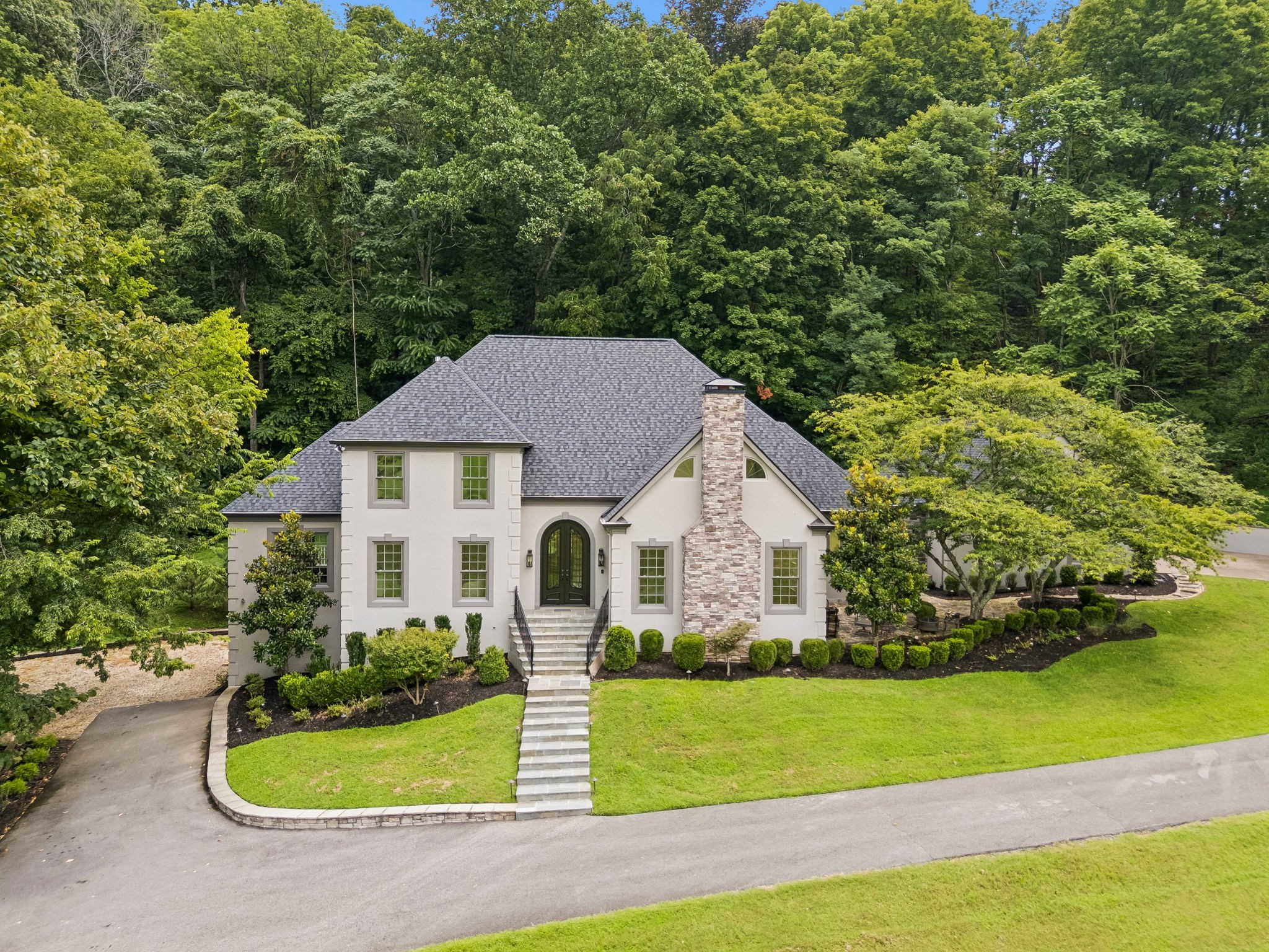 3008 Smith Ln