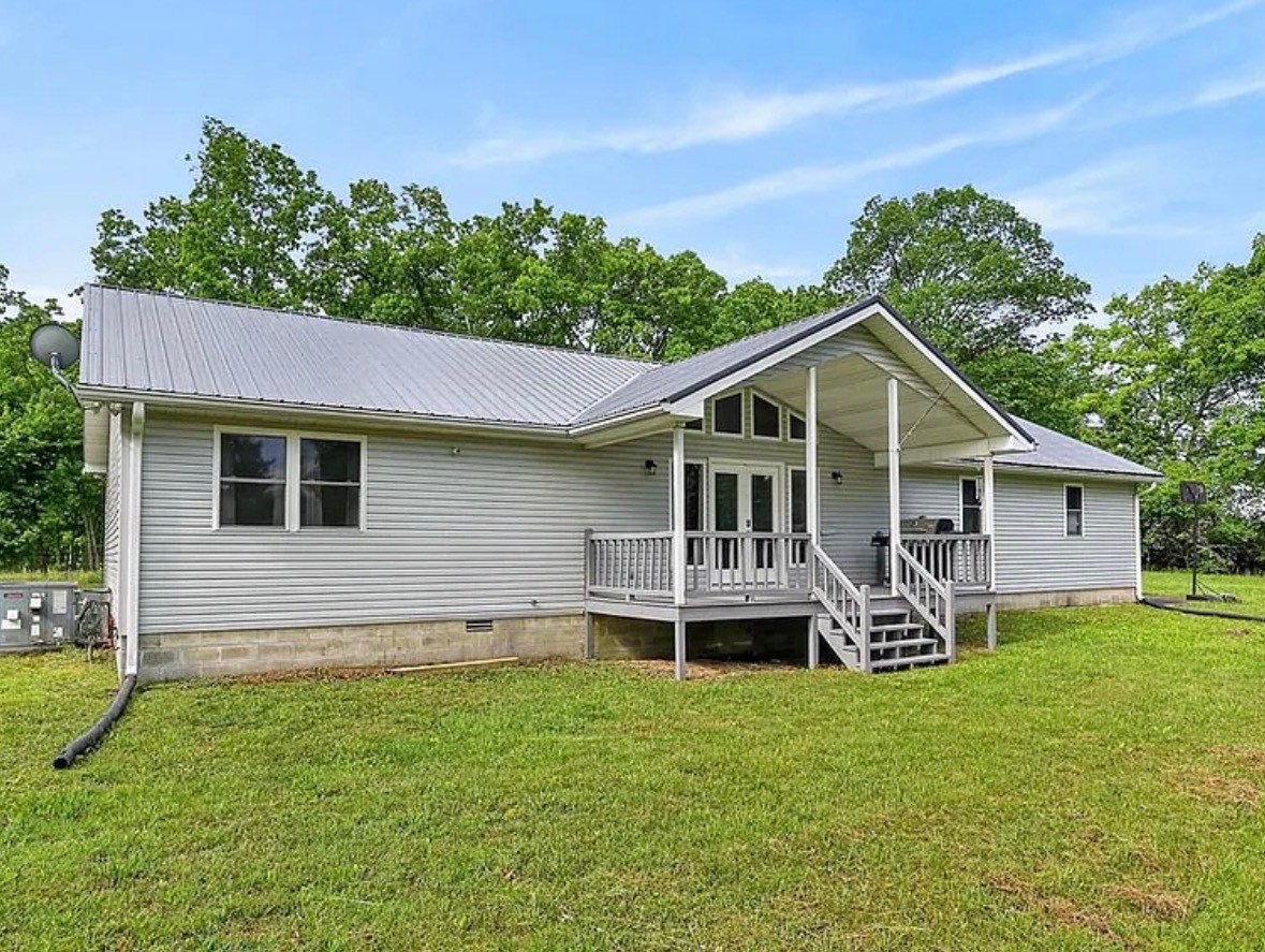 8607 Crossville Hwy