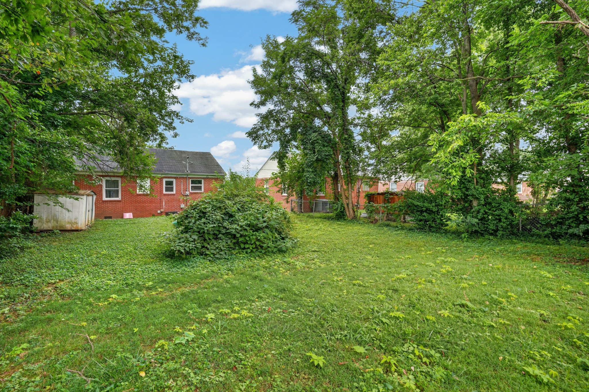 54 Robin Rd