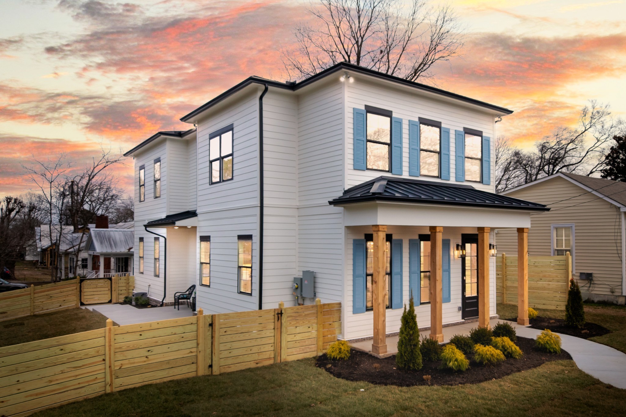 414 Conant St