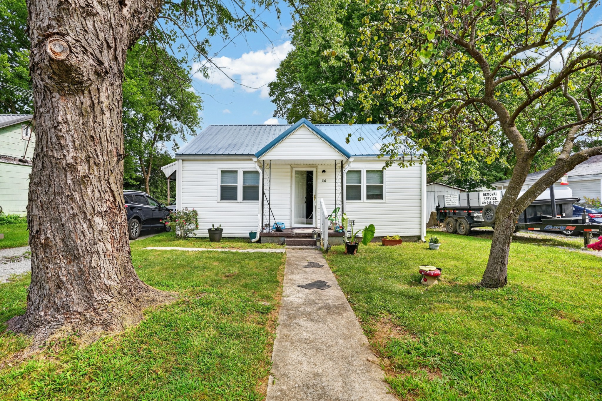 101 S Legion Cir