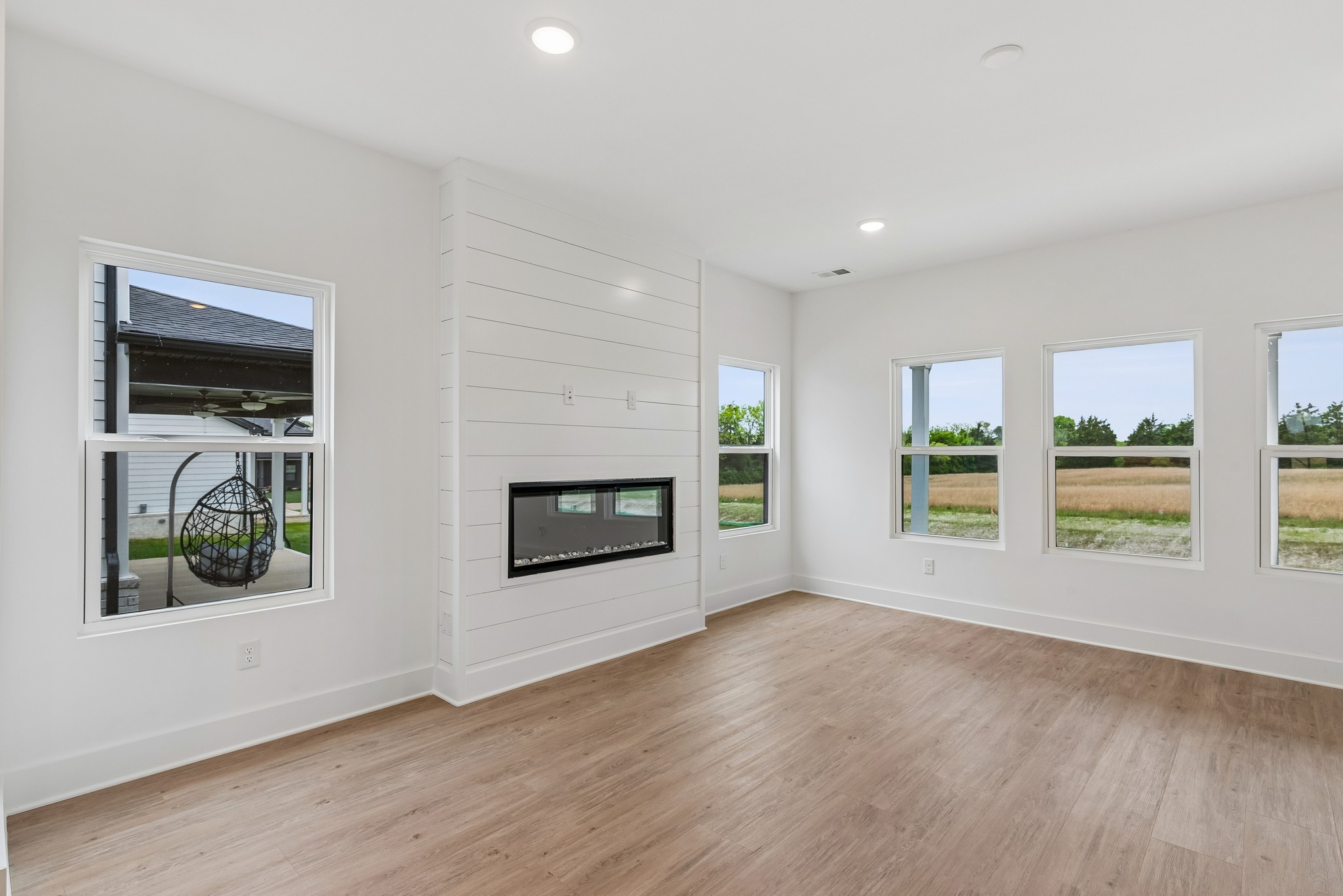 1208 Valley Ridge Dr
