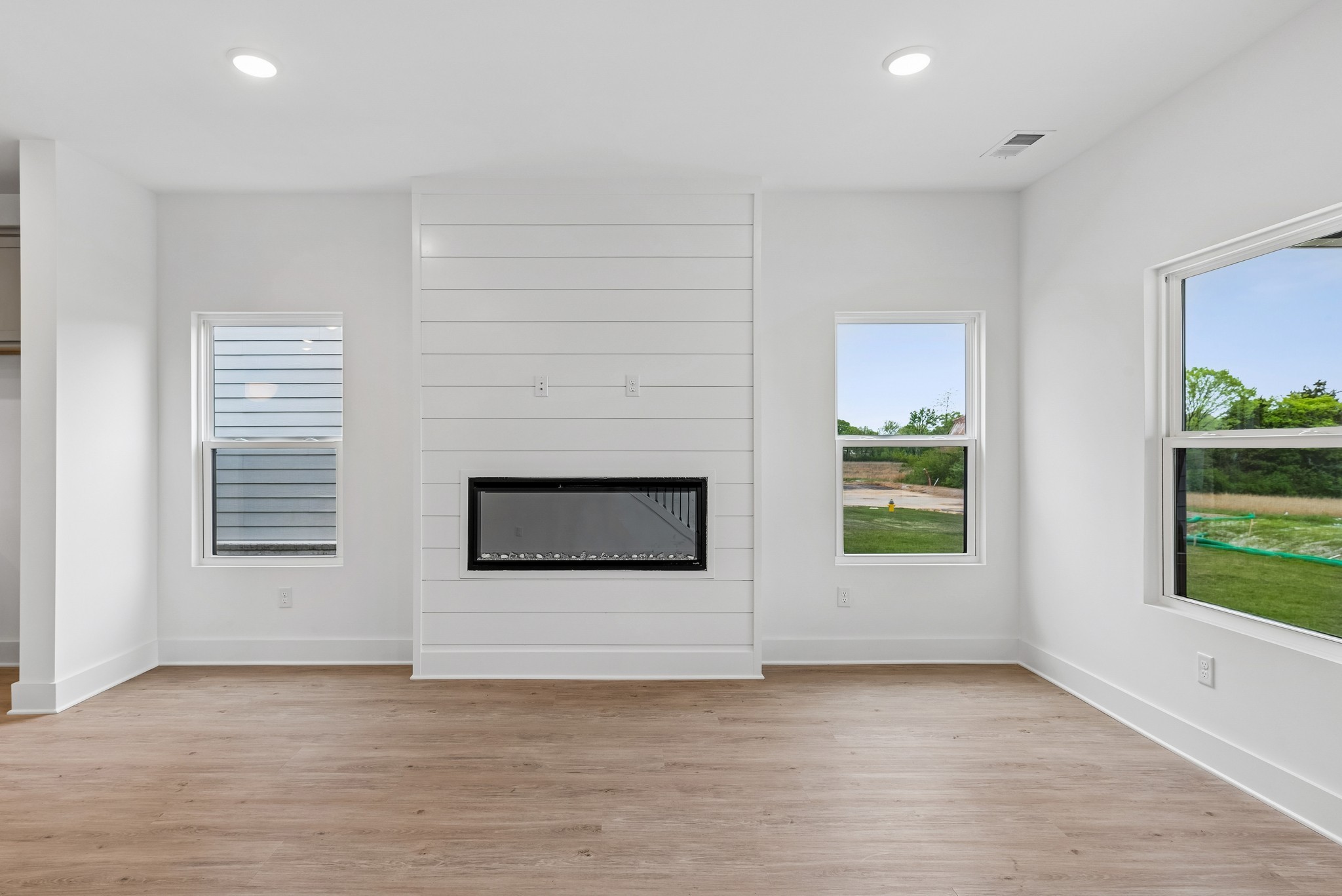 1208 Valley Ridge Dr