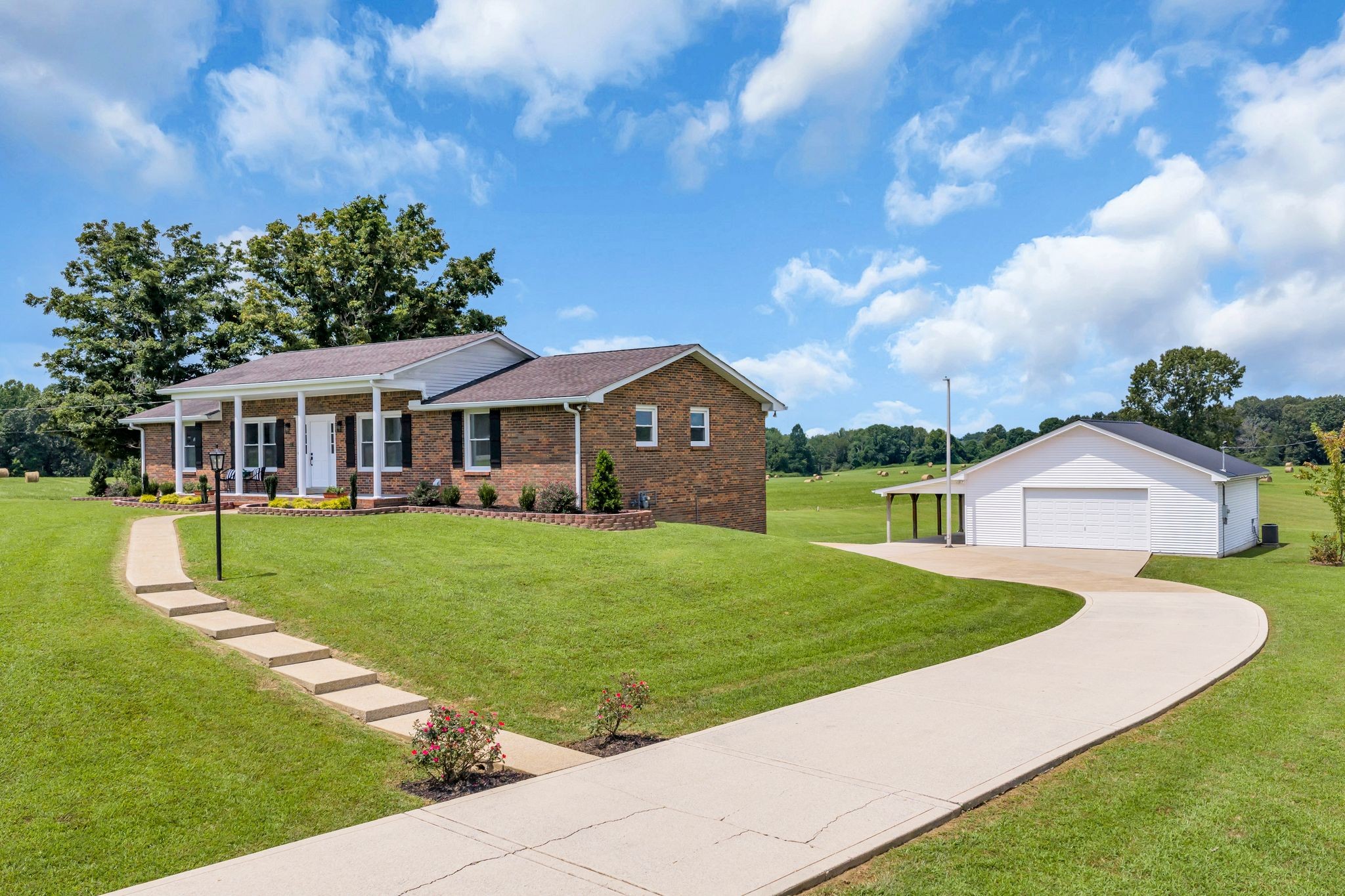 2151 Abiff Rd