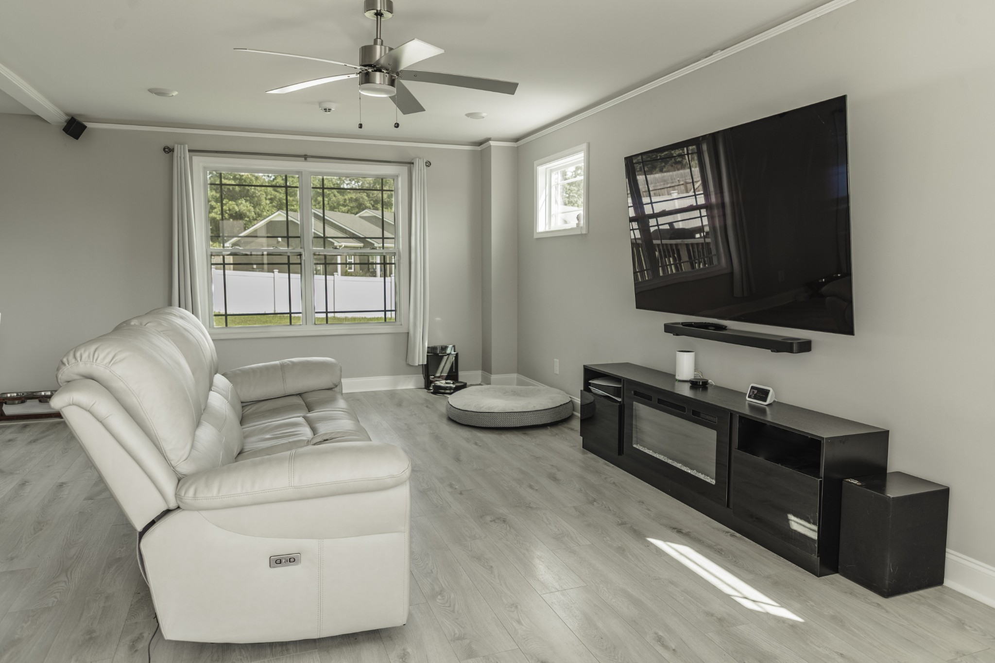 1405 Isaiah Dr