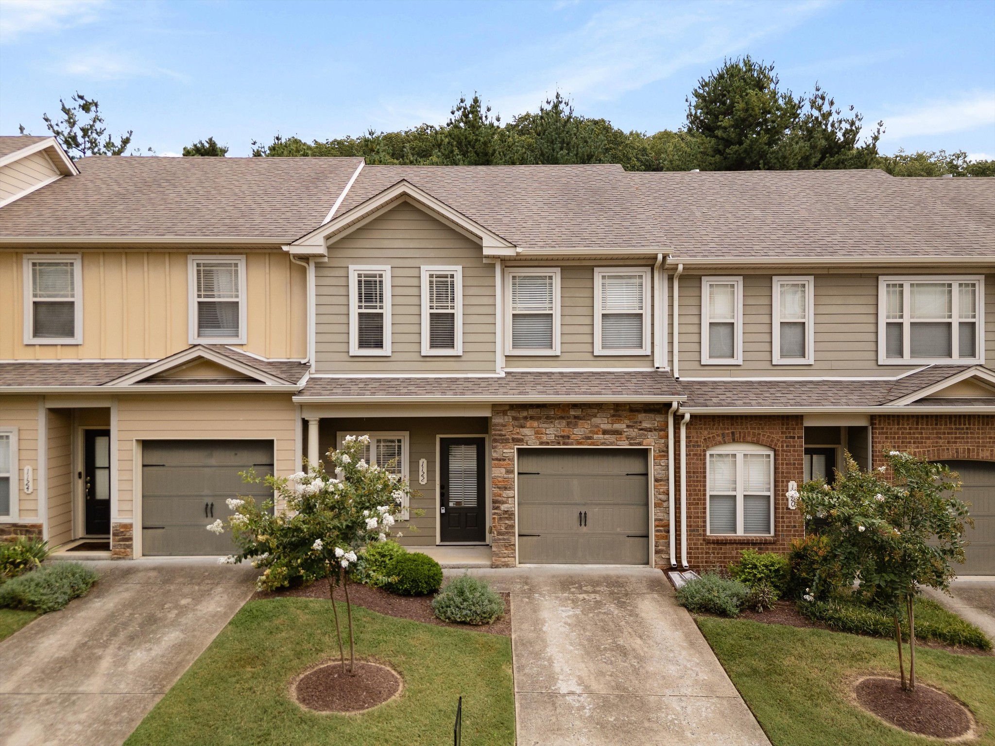1122 Woodbury Falls Ct