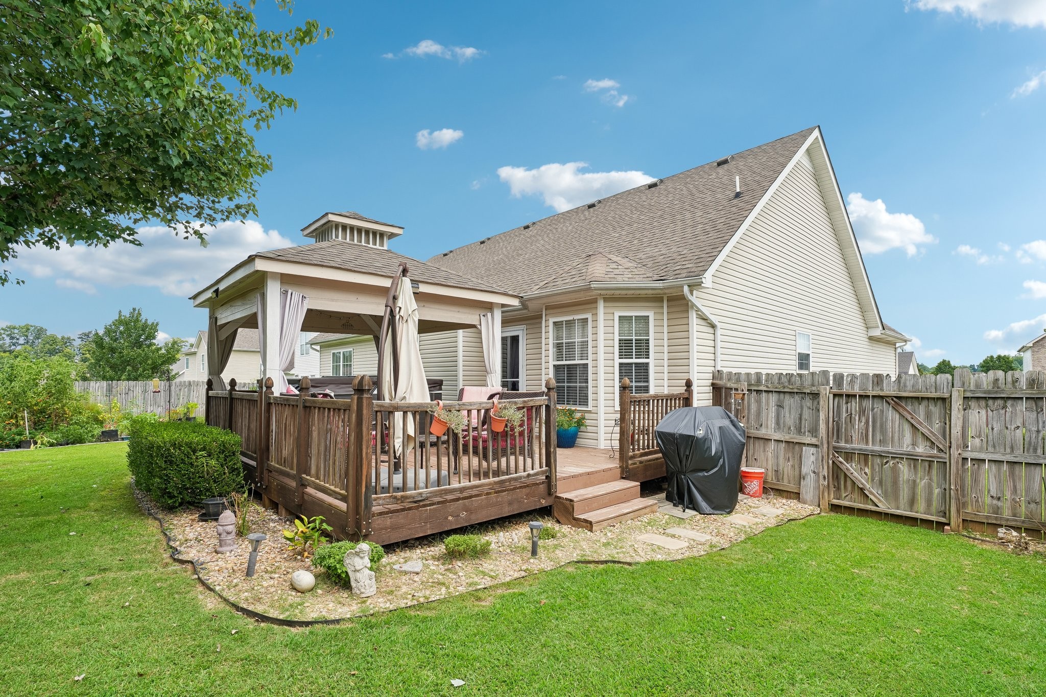 1216 Channelview Dr