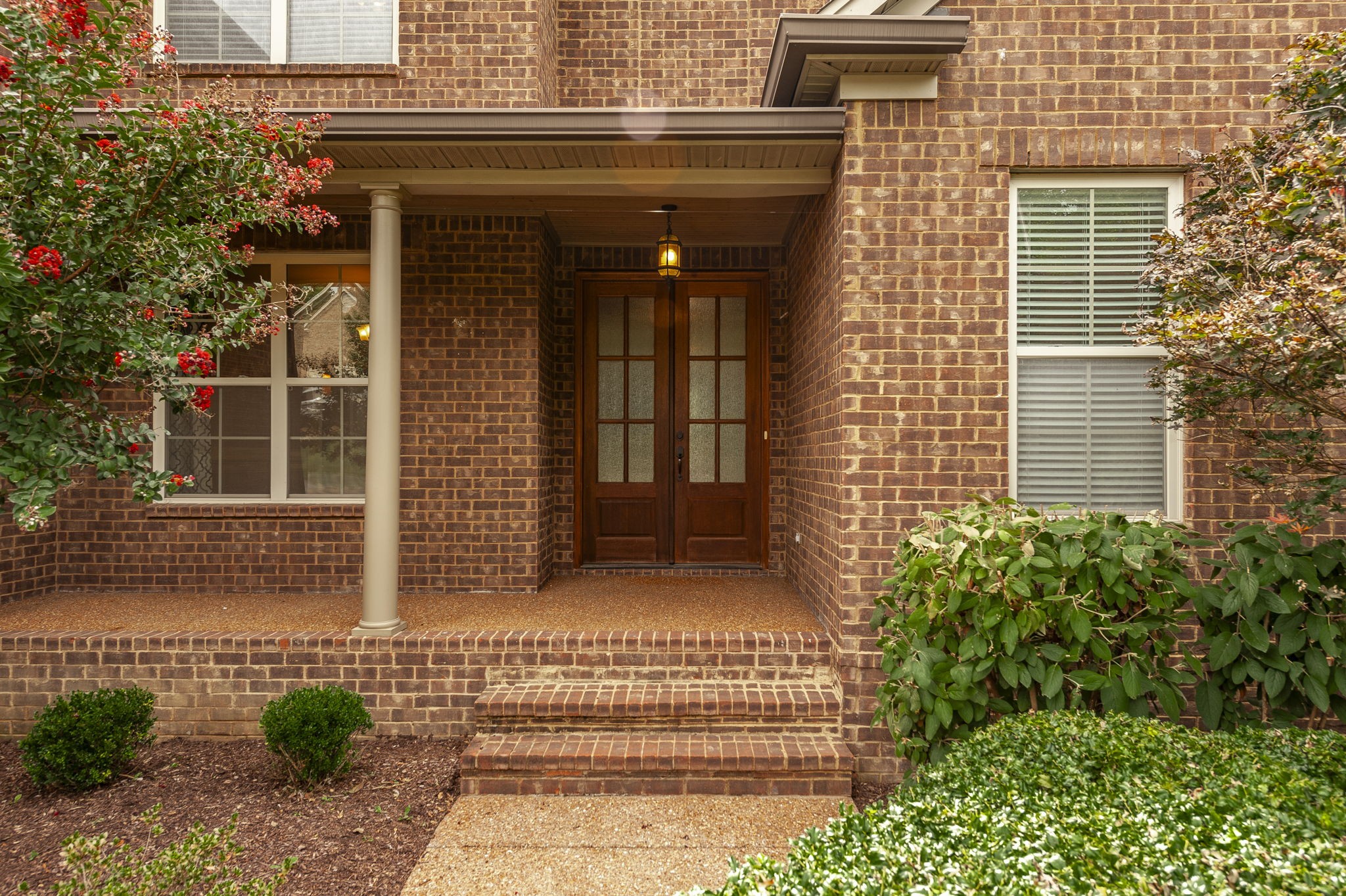 816 Lynn Dr
