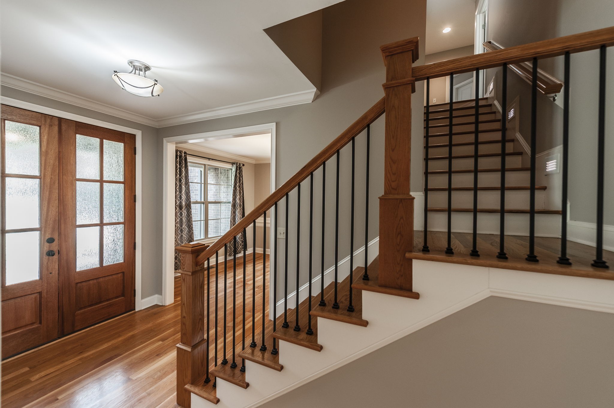 816 Lynn Dr