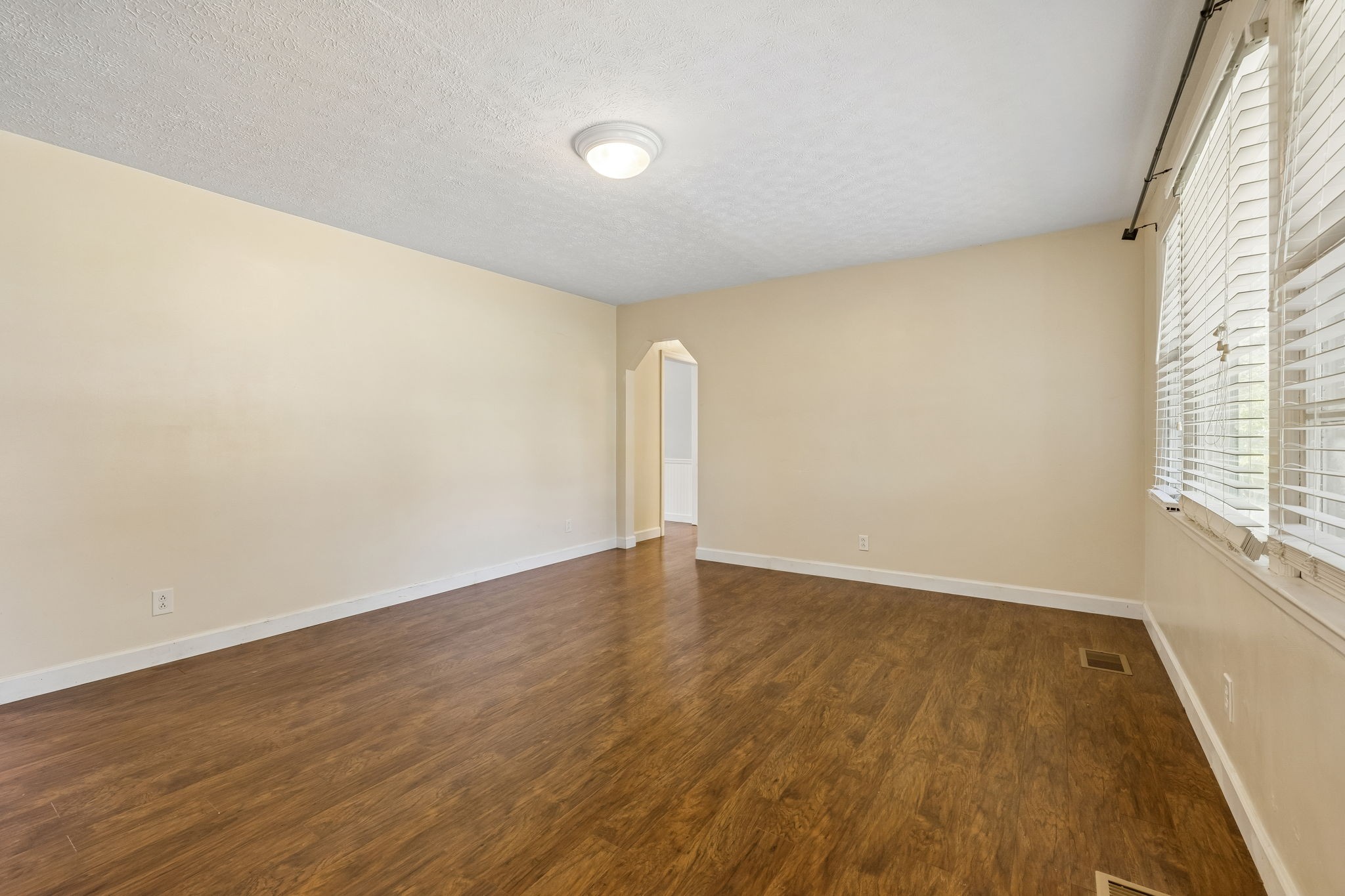 106 Smith St