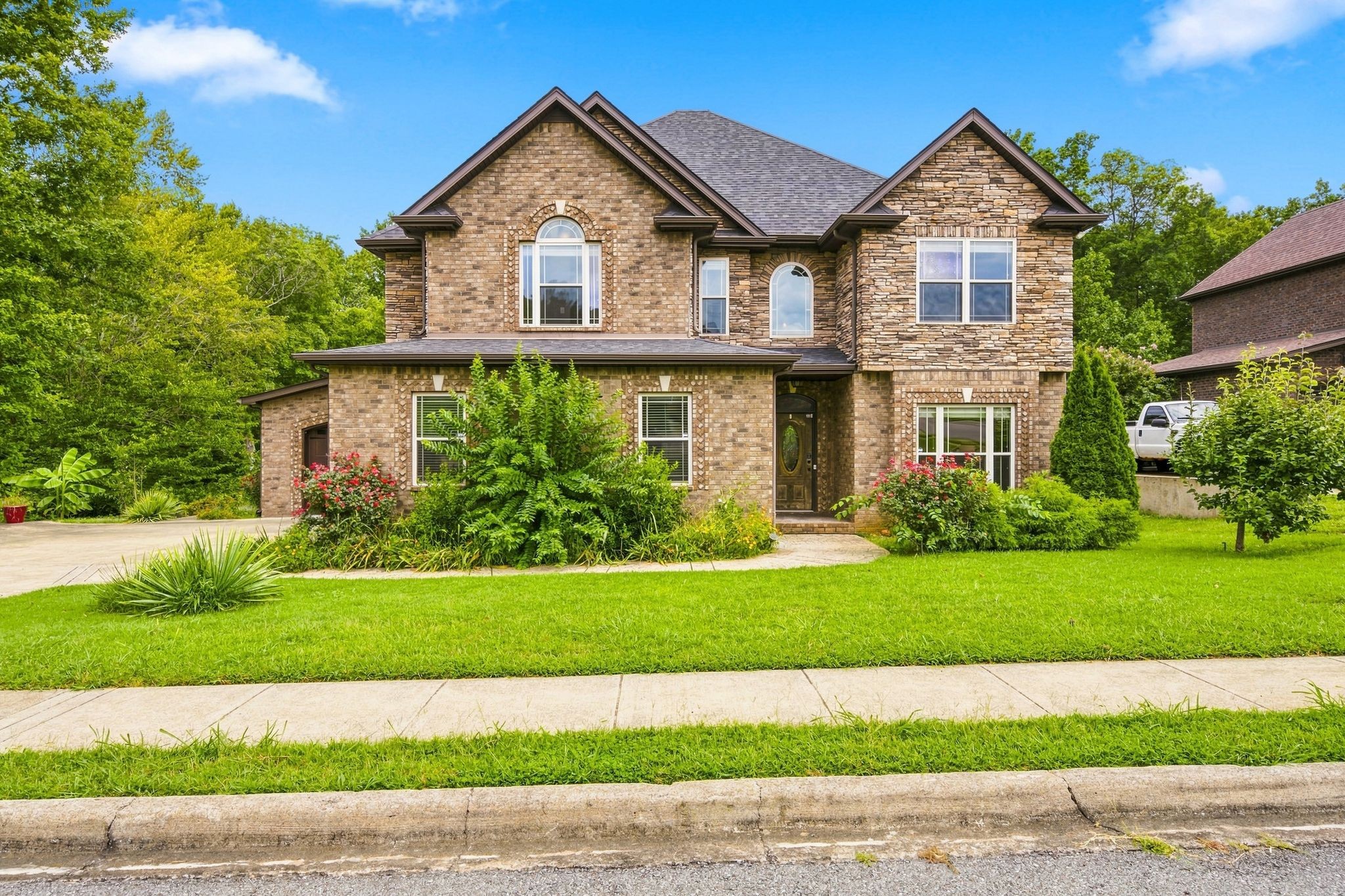 2551 Everwood Ct