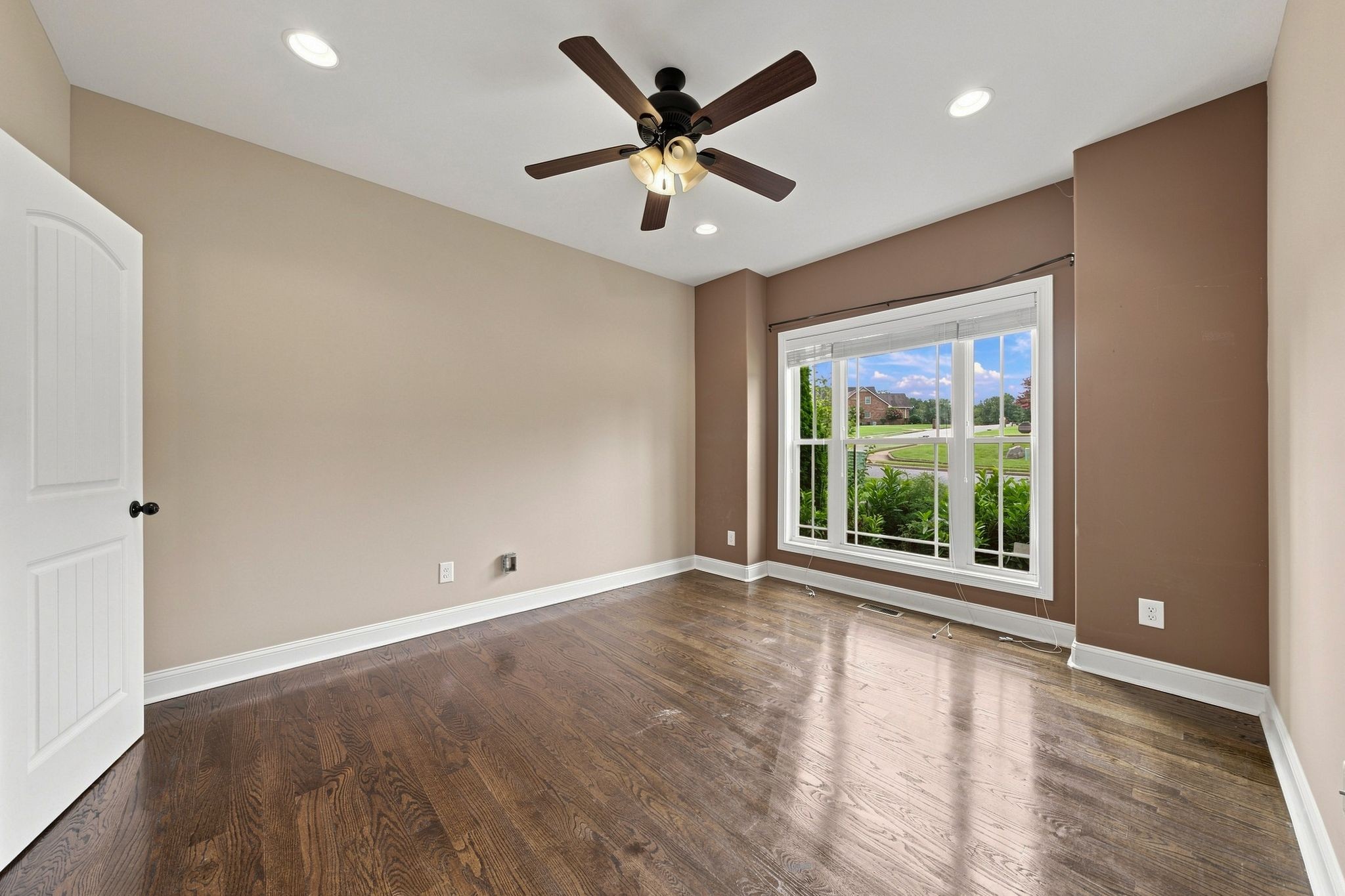 2551 Everwood Ct
