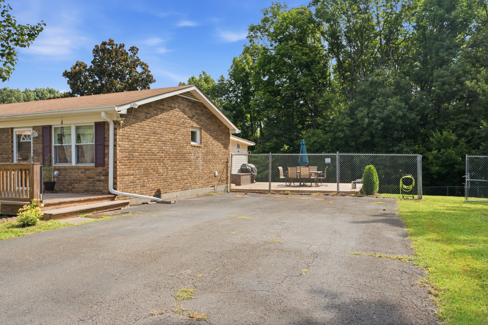 670 Bobbitt Rd