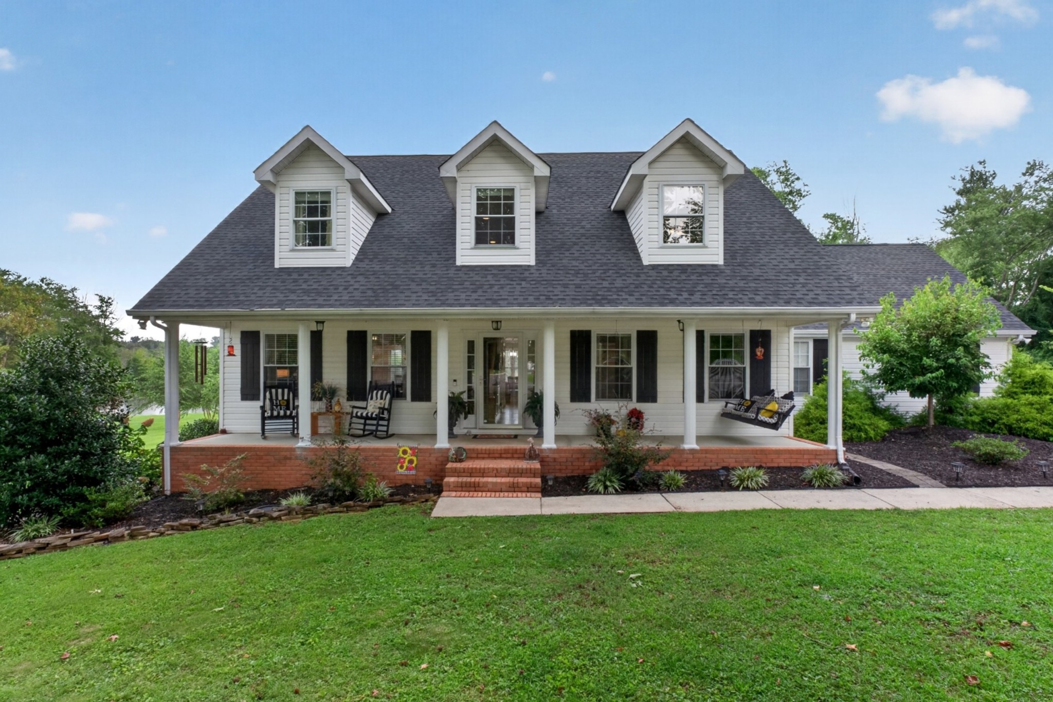 214 Lake Villa Cir