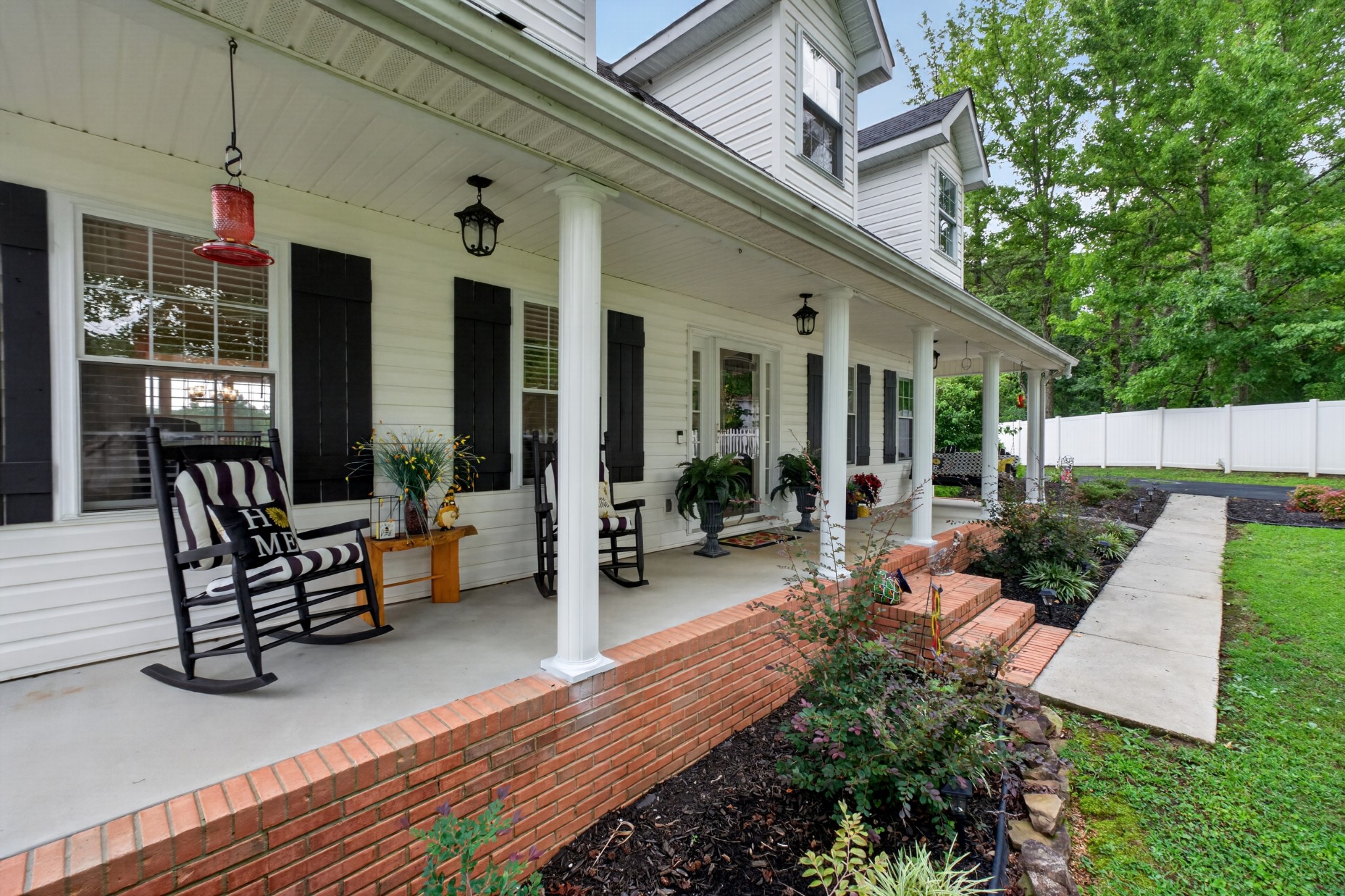214 Lake Villa Cir