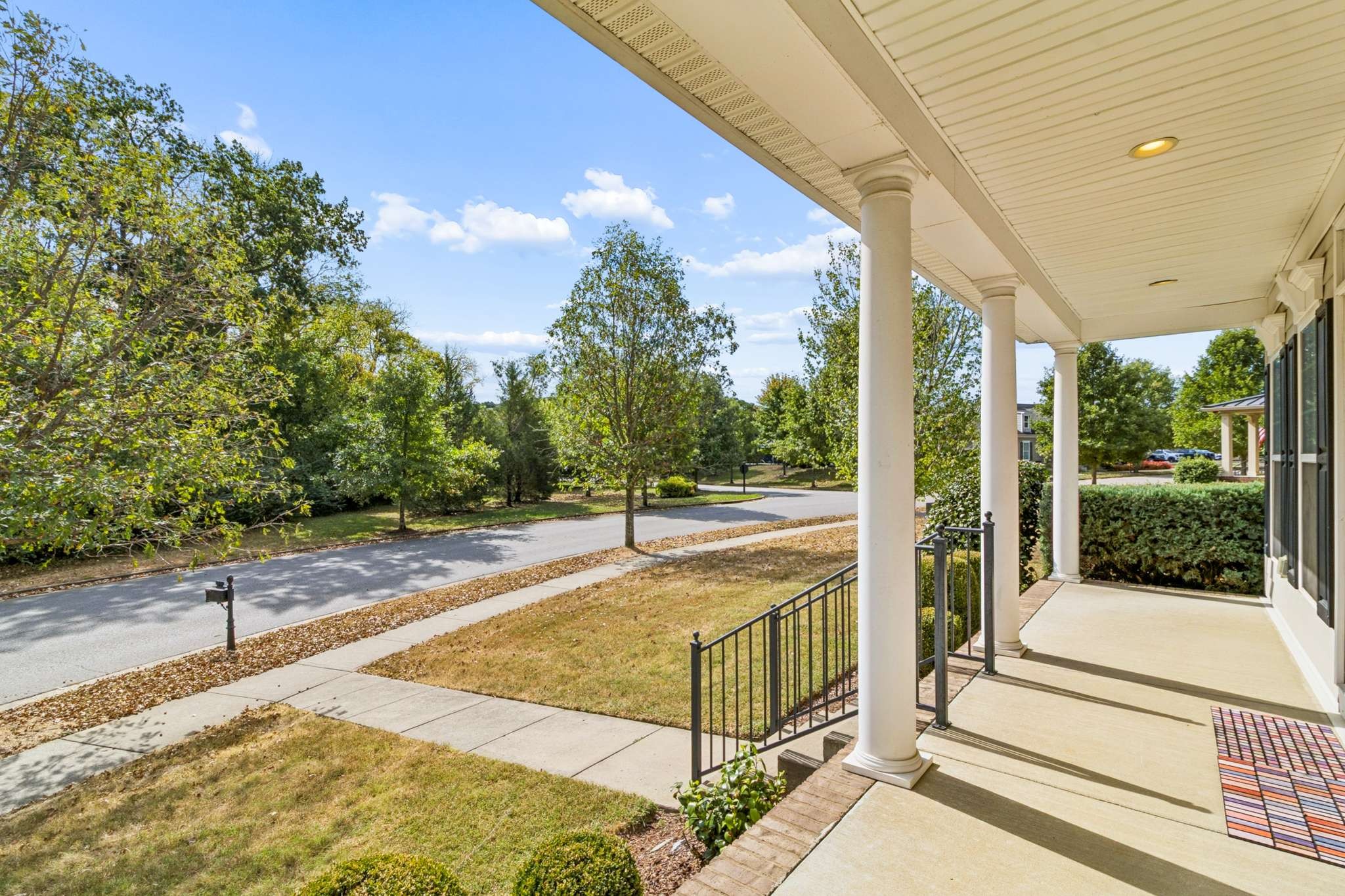 1010 Shallow Stream Ln
