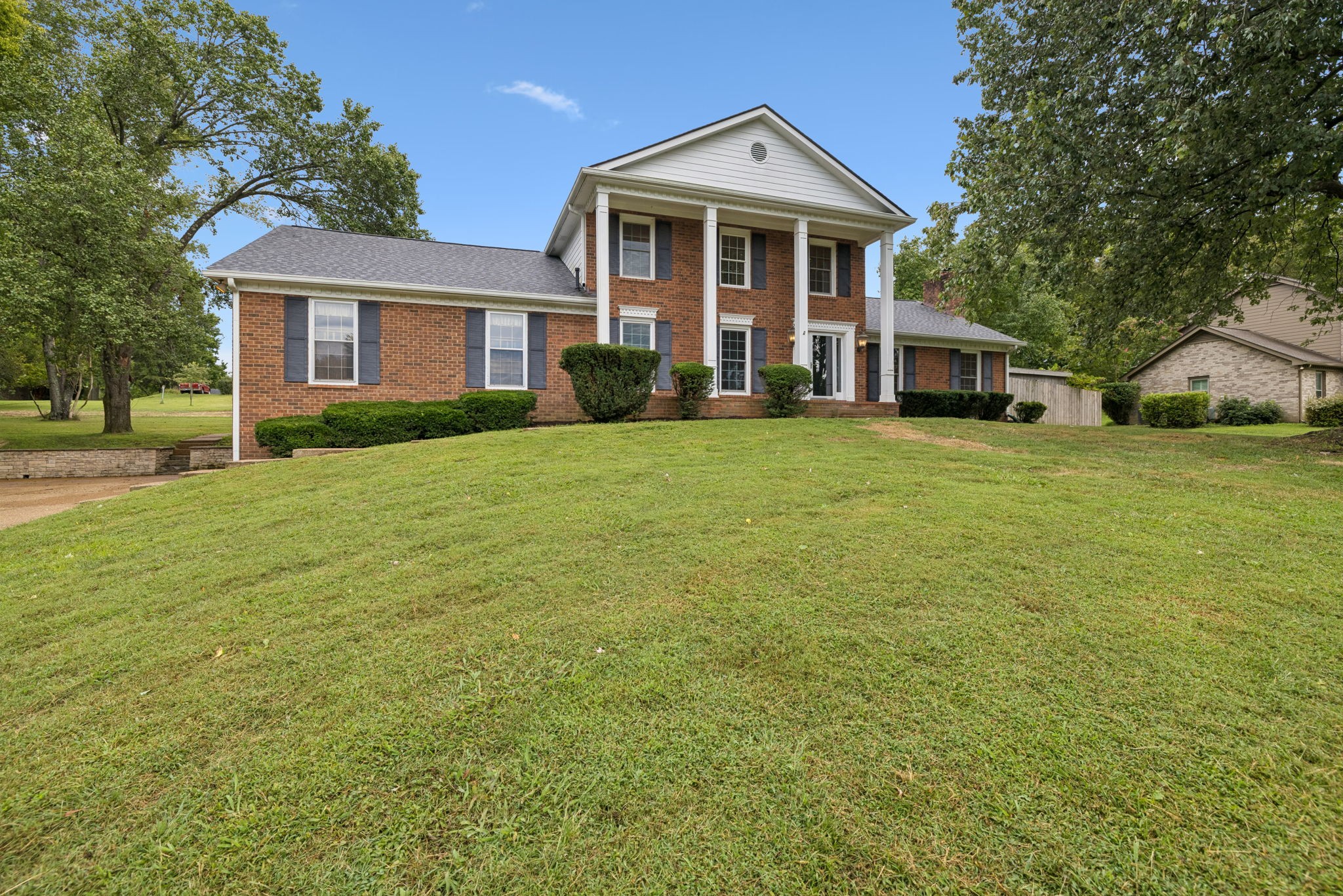 1005 Vista Cir