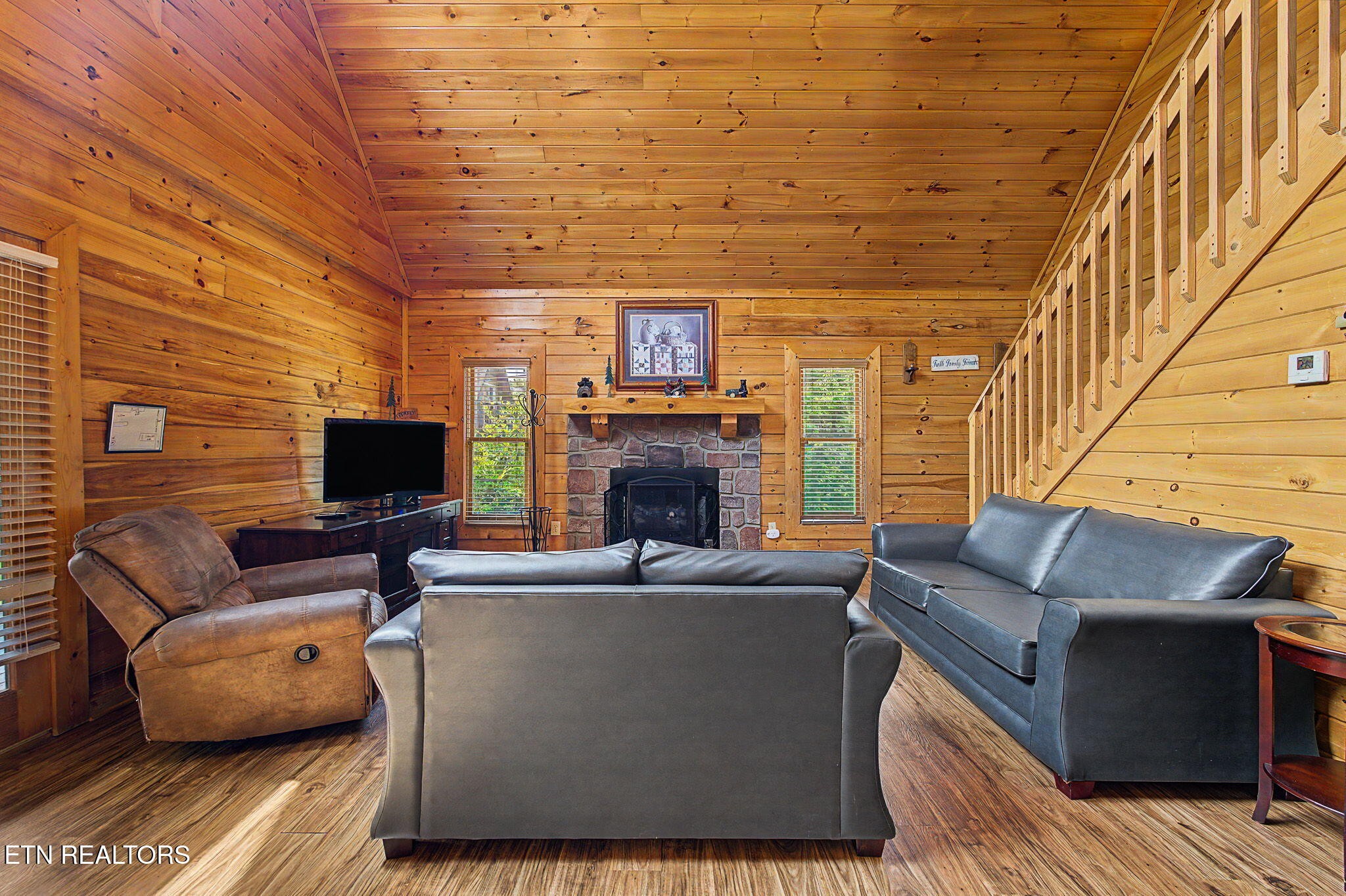 2223 Eagle Feather Drive