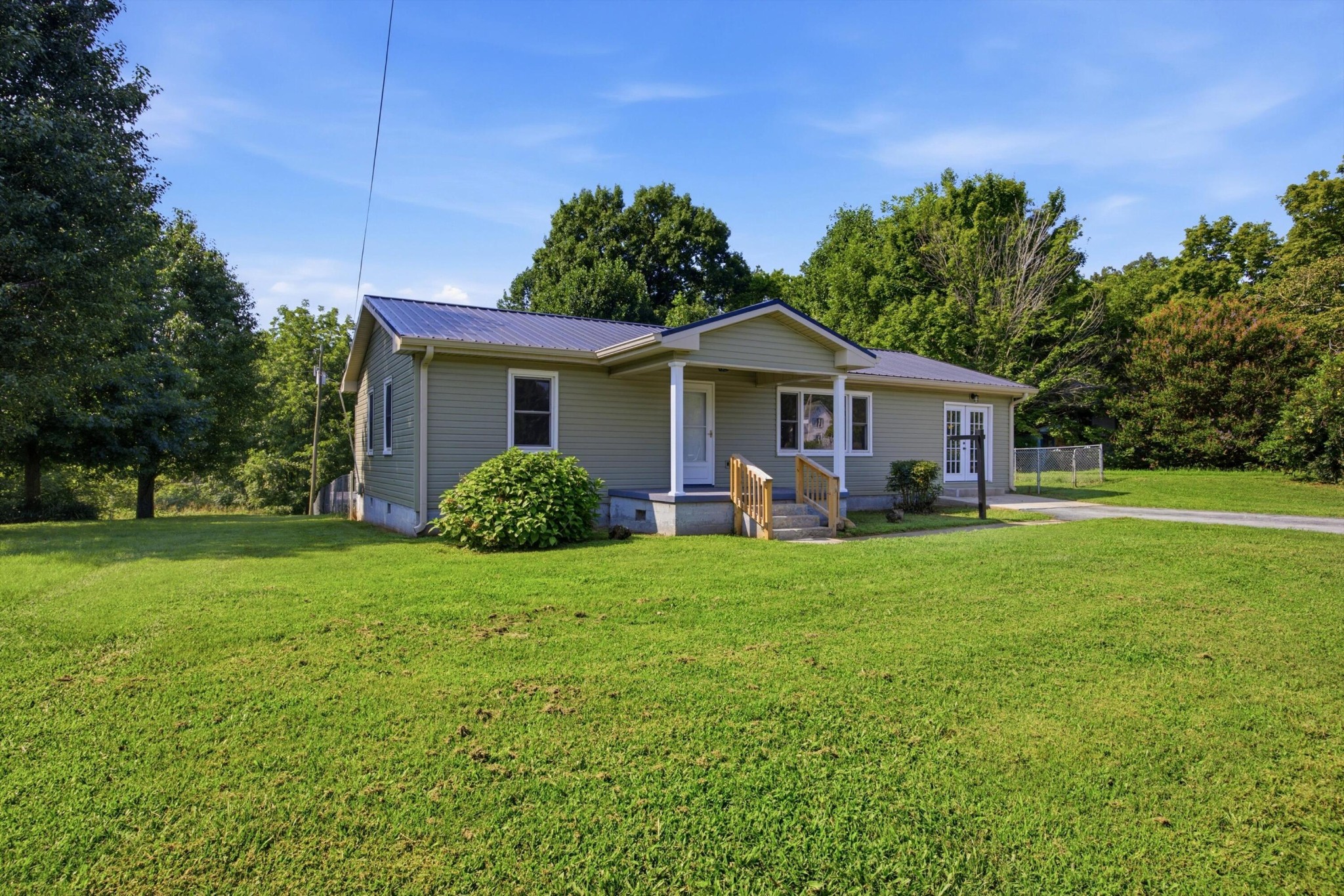 2404 Main Street