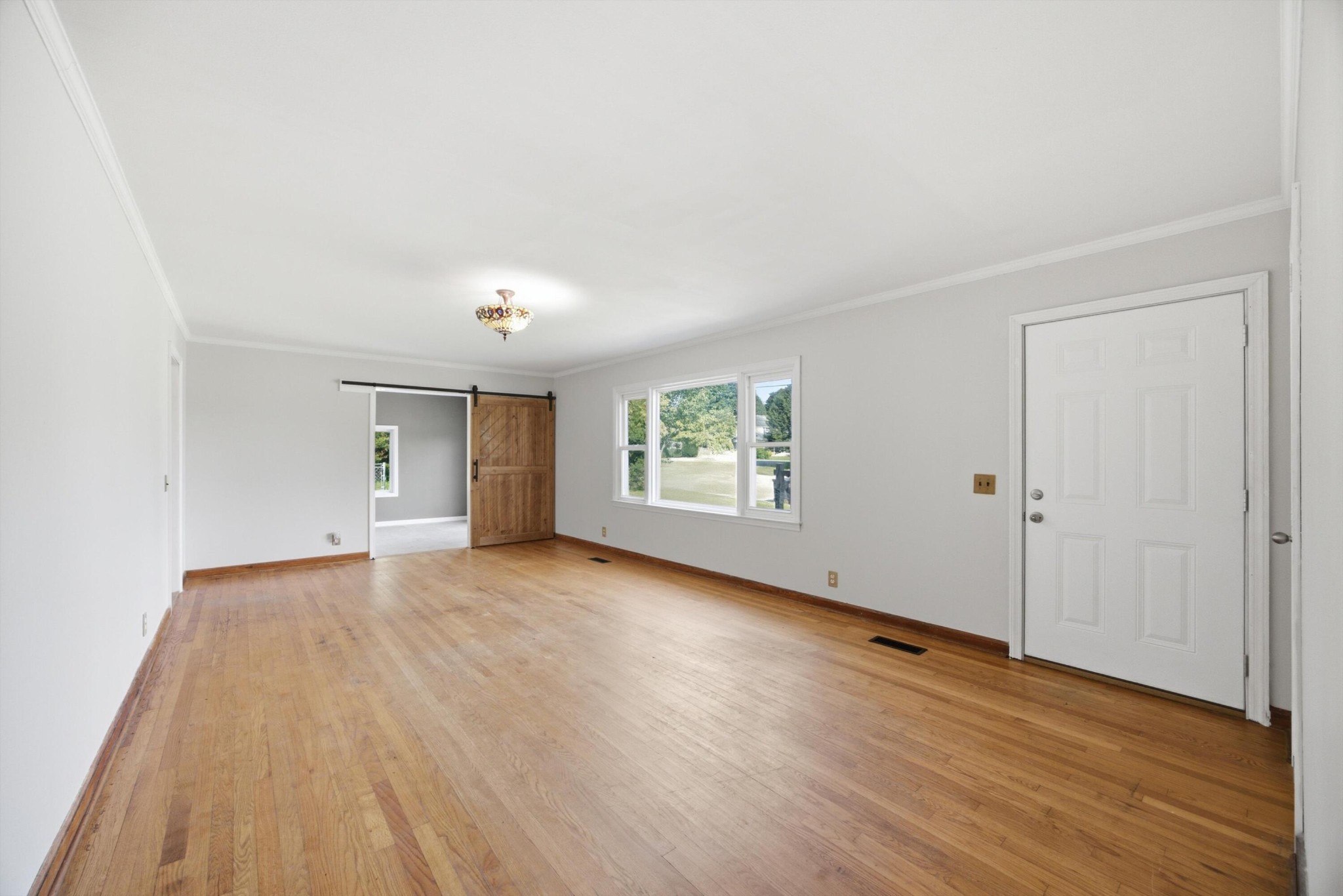 2404 Main Street