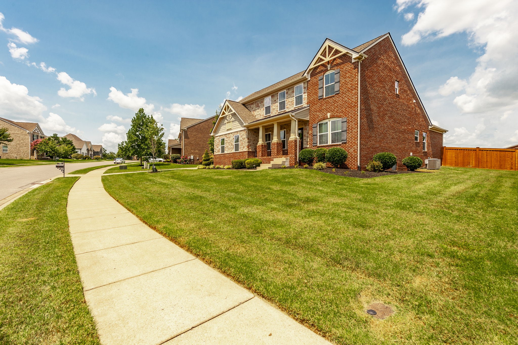 770 Nelms Dr