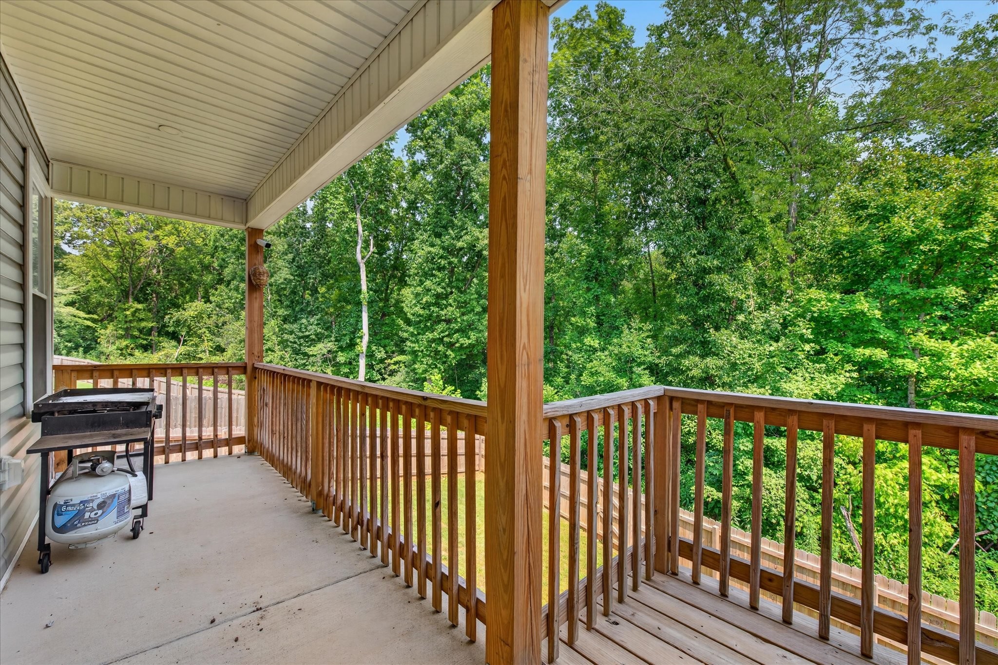 1468 Isaiah Dr