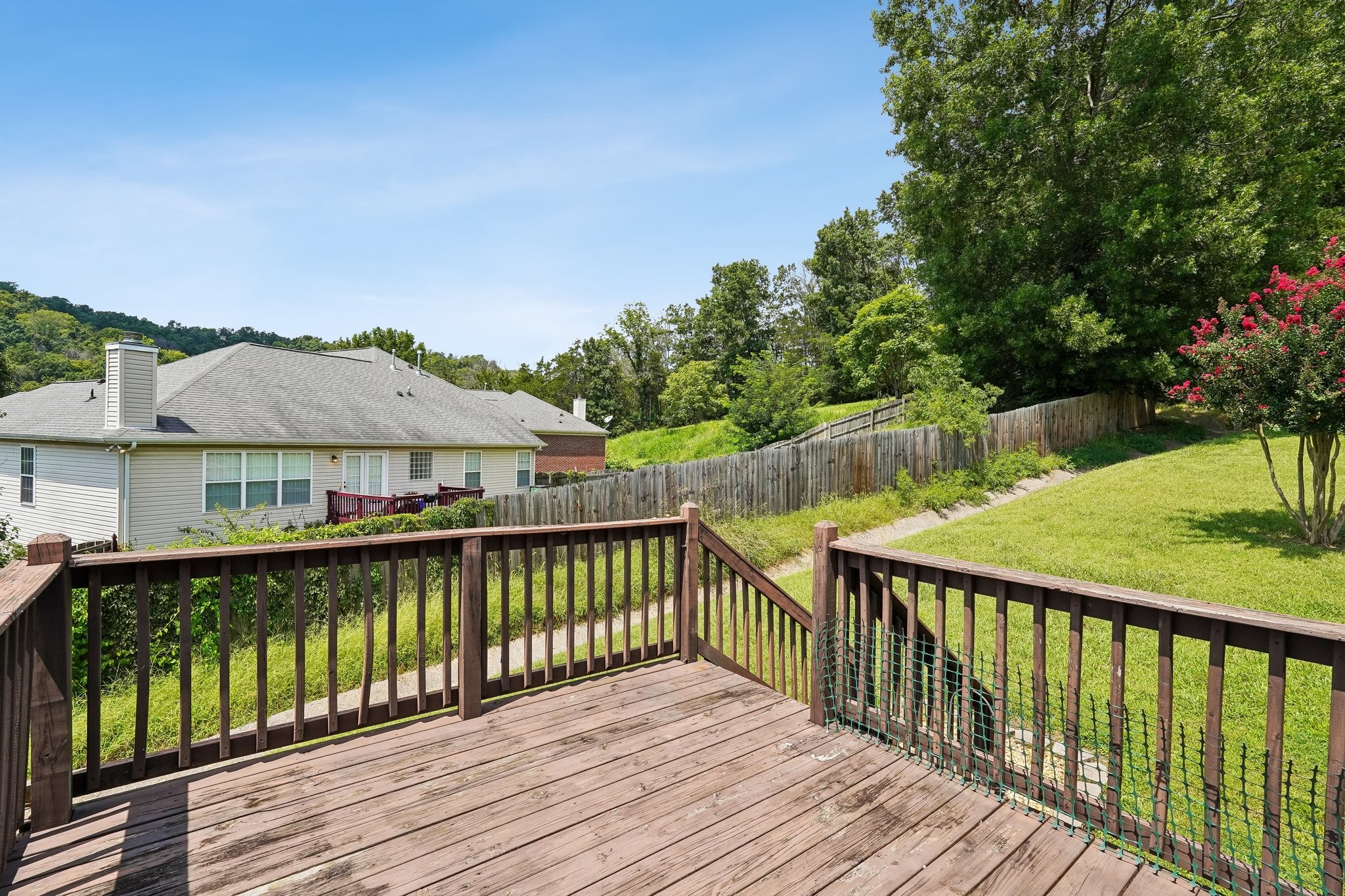 805 Waterloo Ct