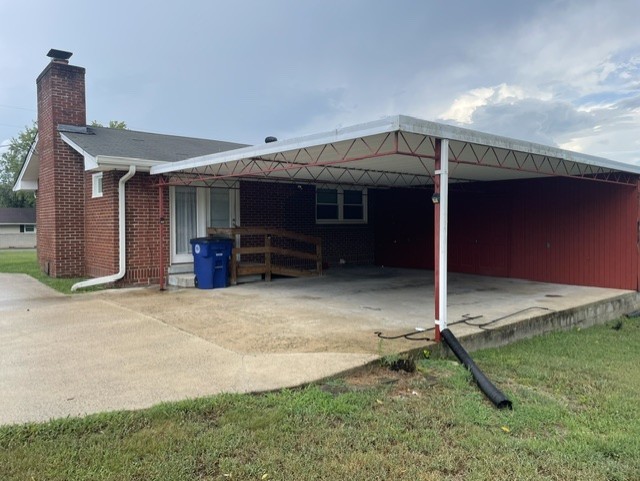 1306 Raby Ave