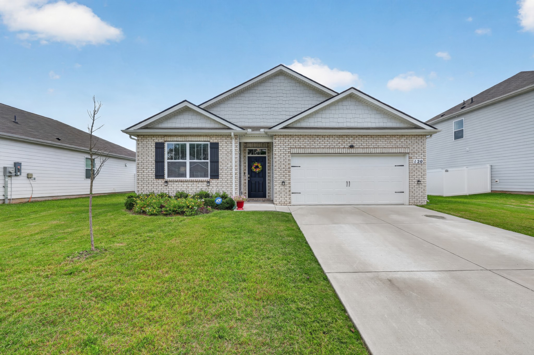 120 Olivia Cir