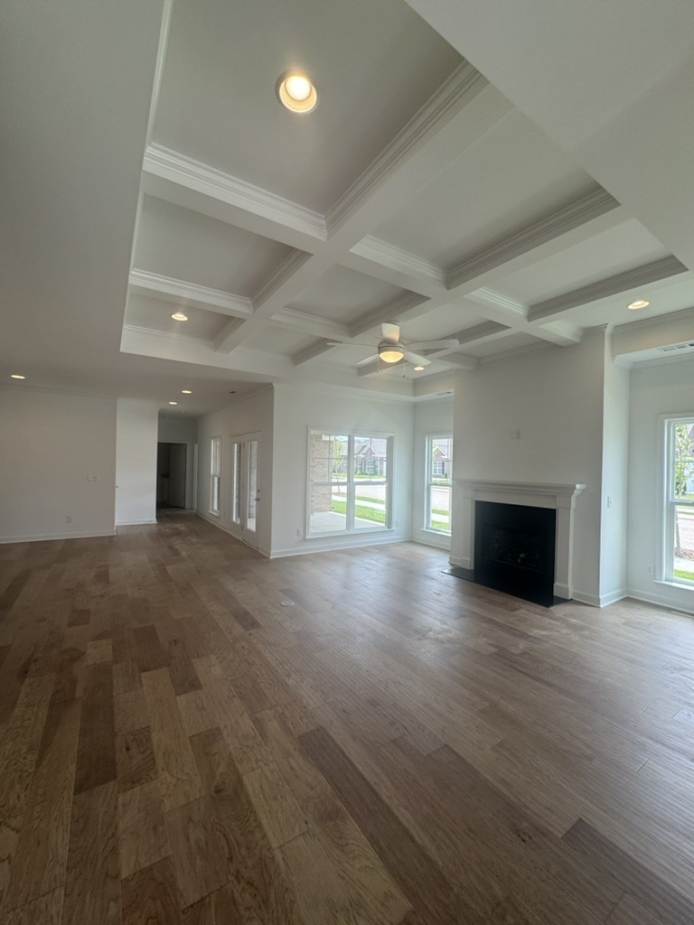 6193 Parkhaven Blvd