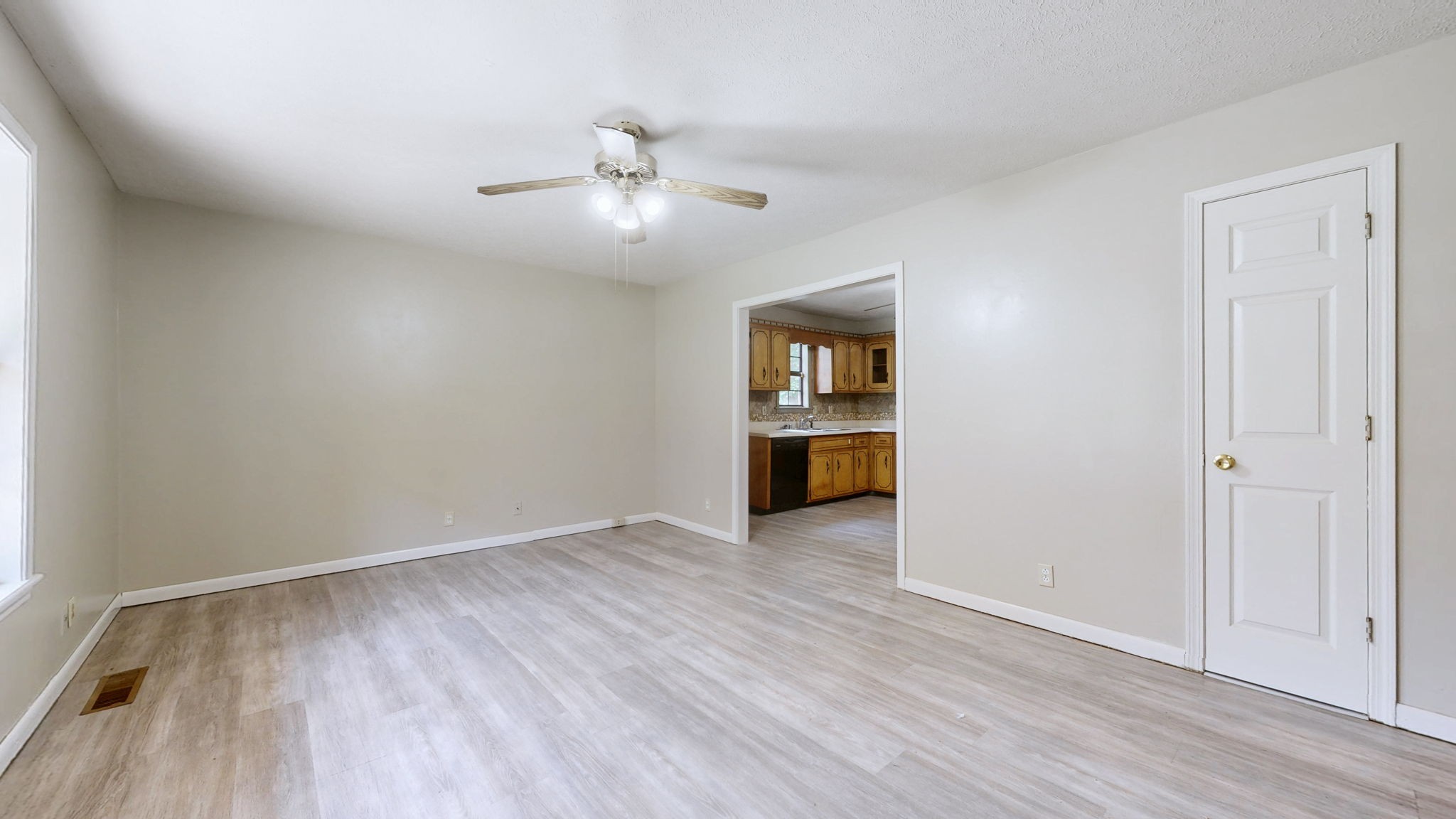 14 Cable Rd