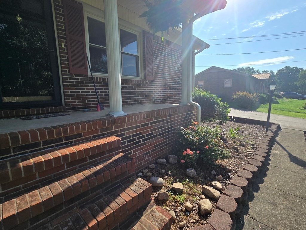 301 McQuade Cir