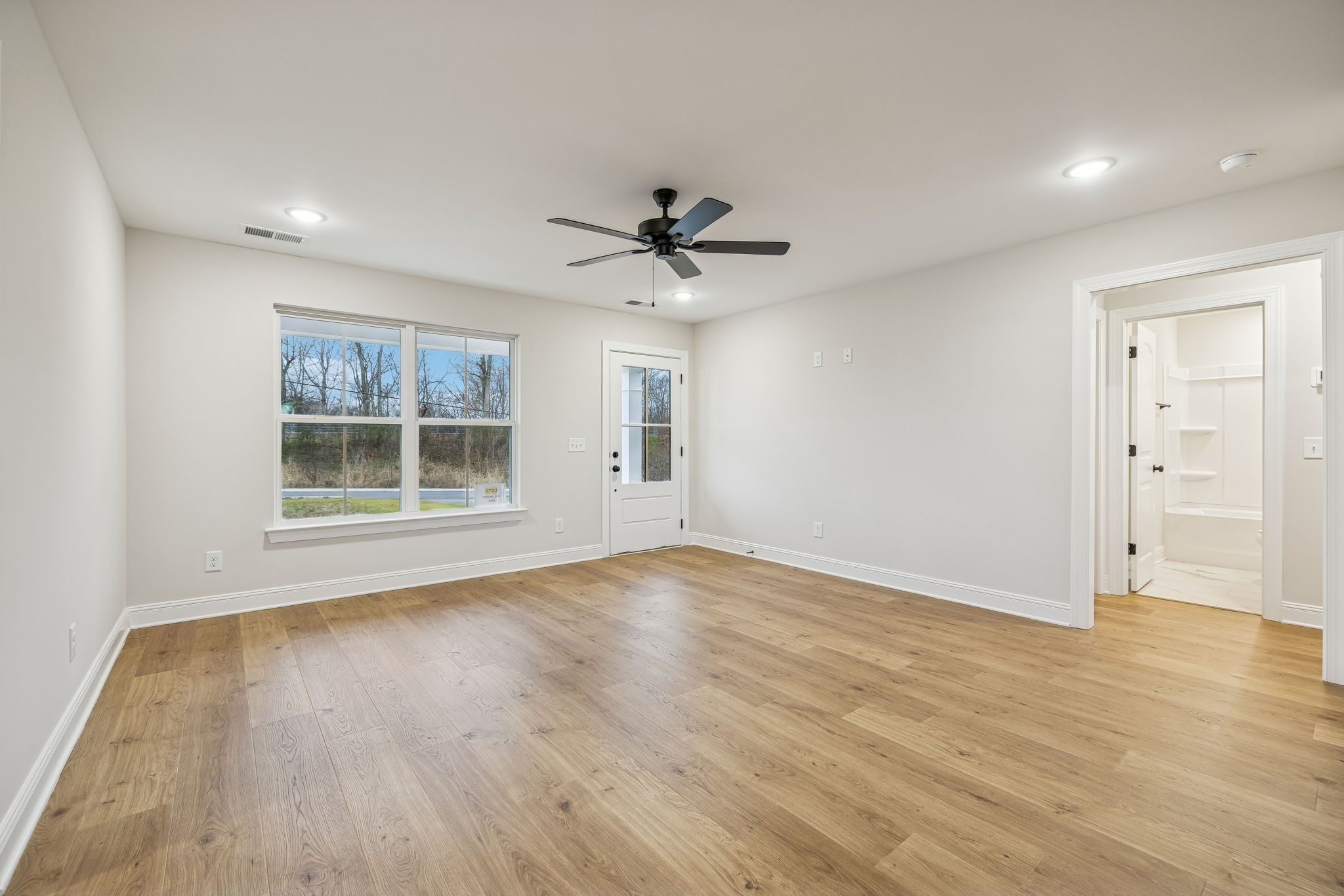 1073 Landing Lane