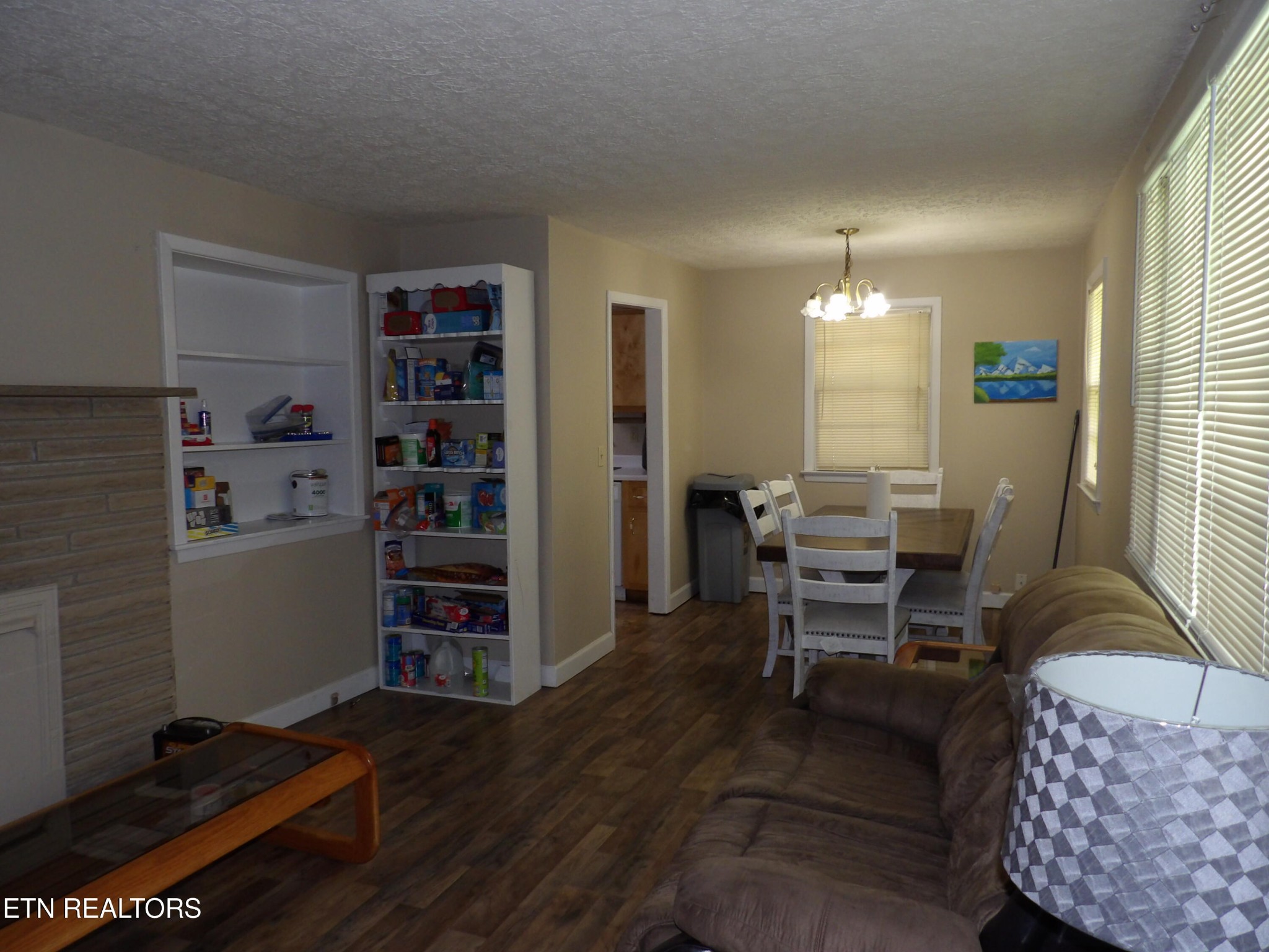 525 Woodlawn Rd
