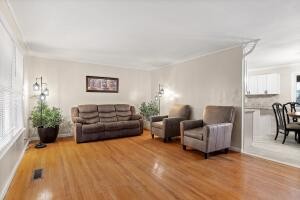 218 Alpine Dr