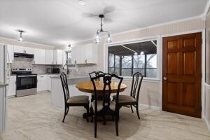218 Alpine Dr