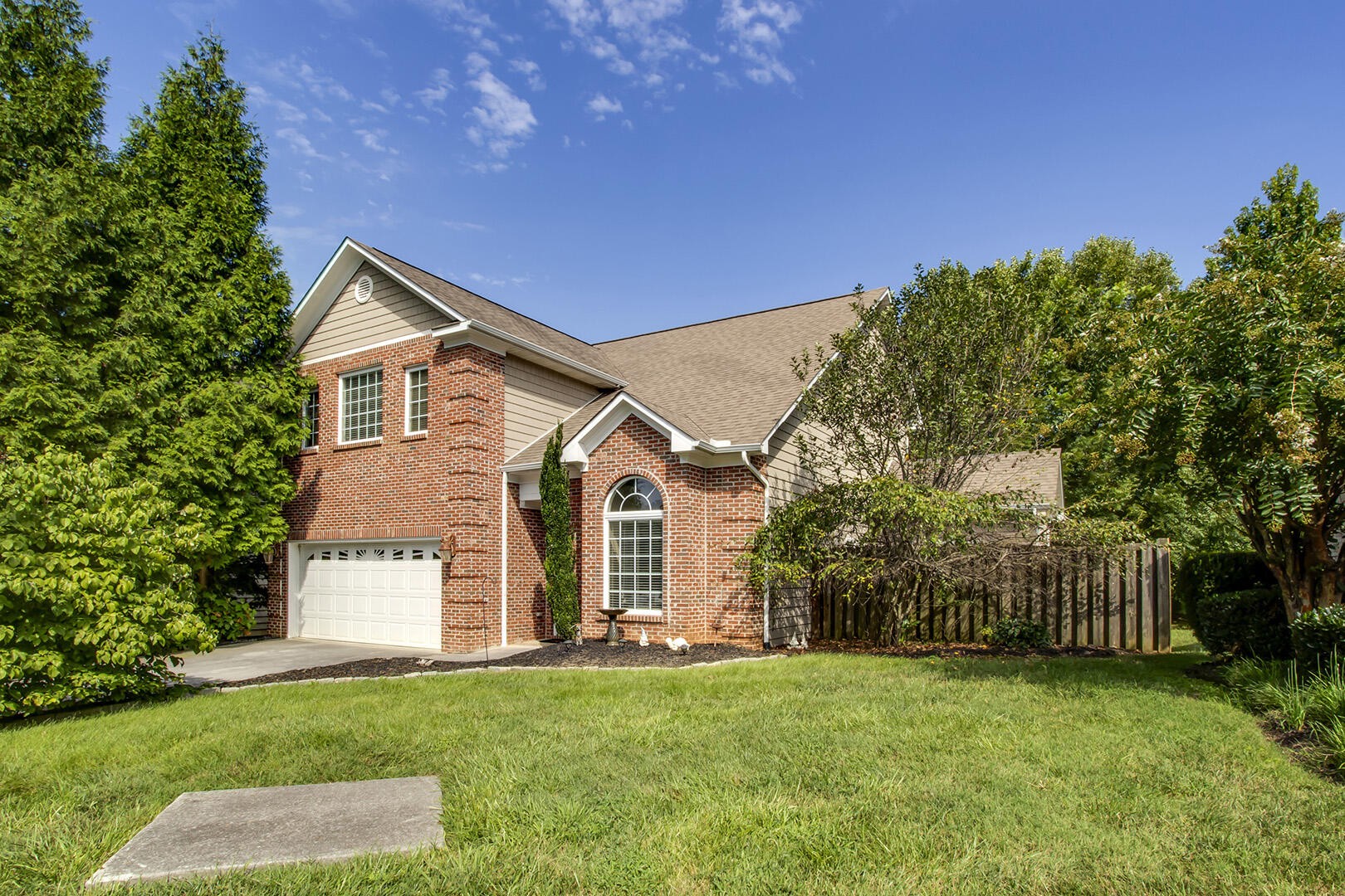 8511 King Arthur Lane