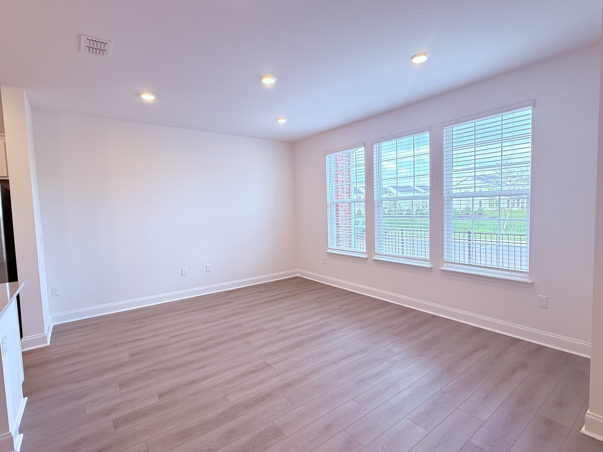 2718 Willowoak Trl
