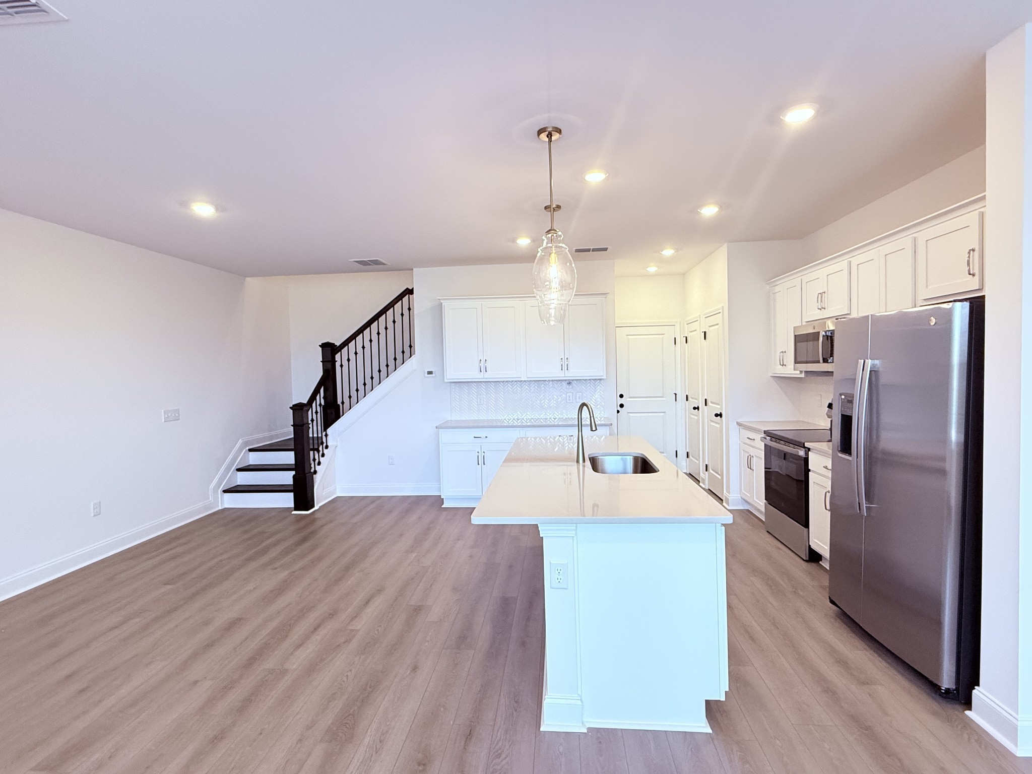 2718 Willowoak Trl