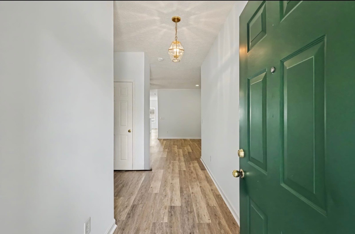 221 Wyndom Ct