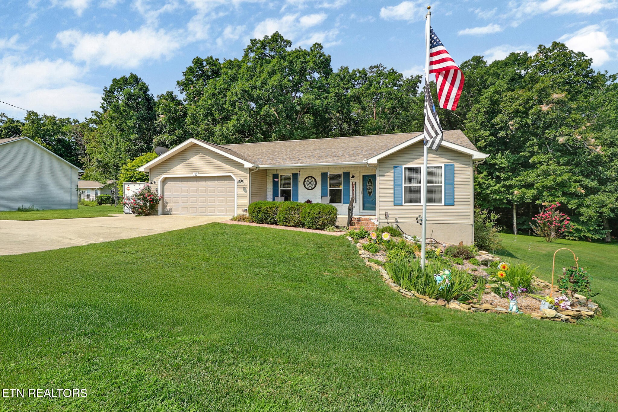 122 Sunset Ridge Drive