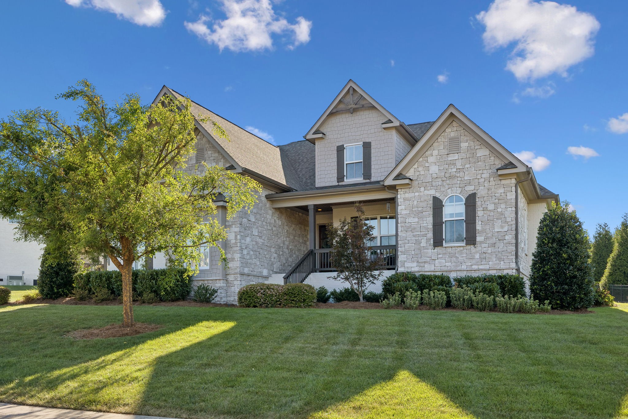 3755 Ronstadt Rd