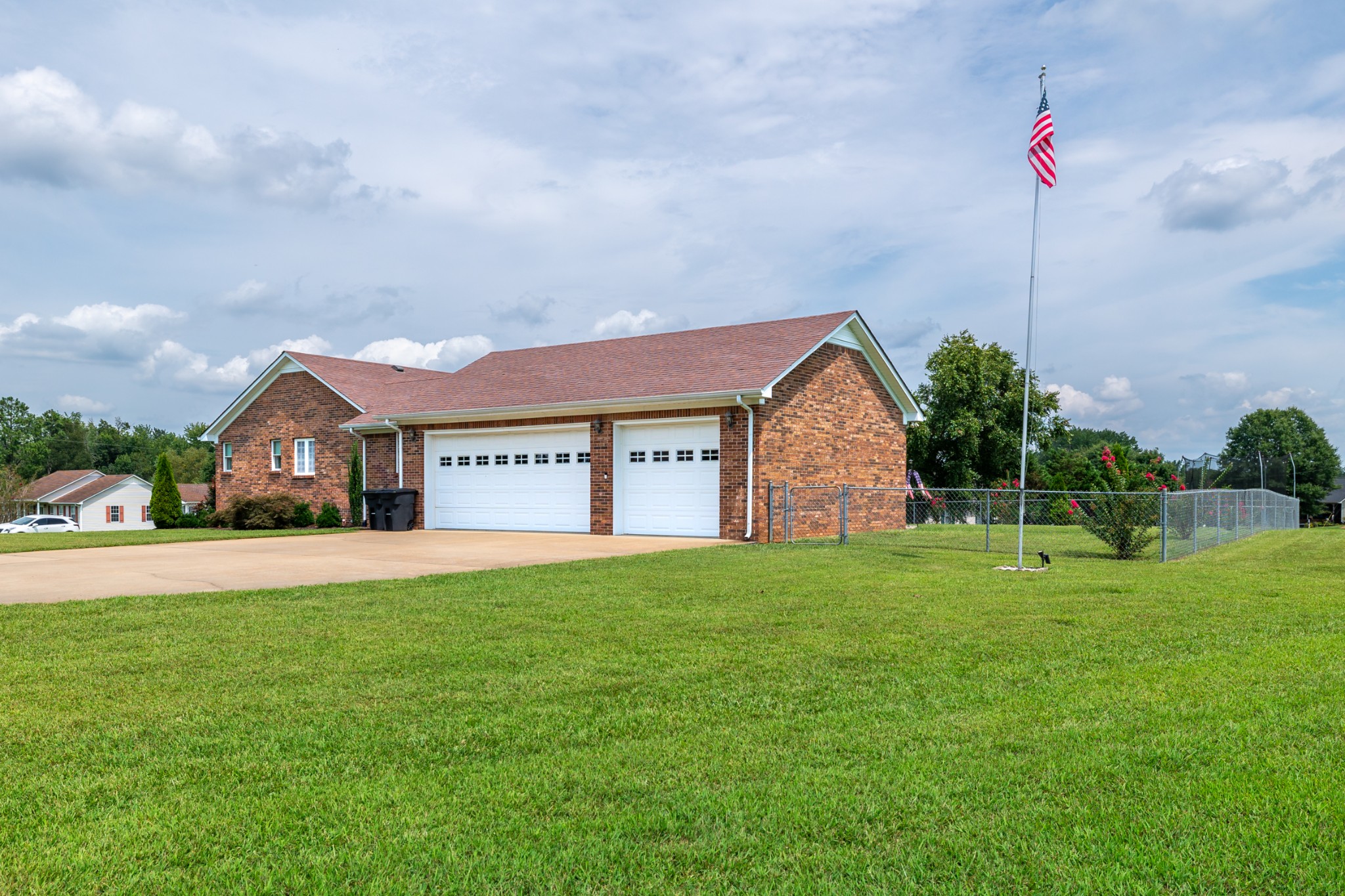 105 Monument Cir