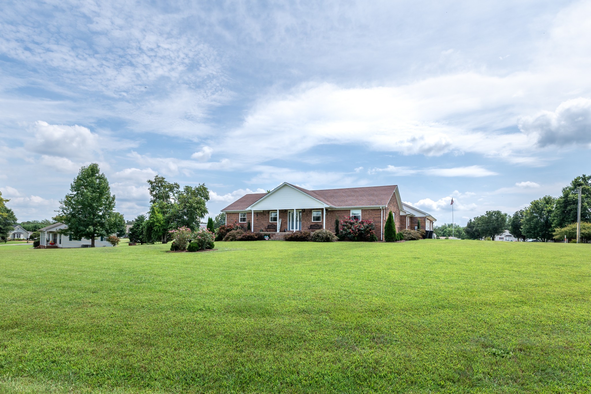 105 Monument Cir