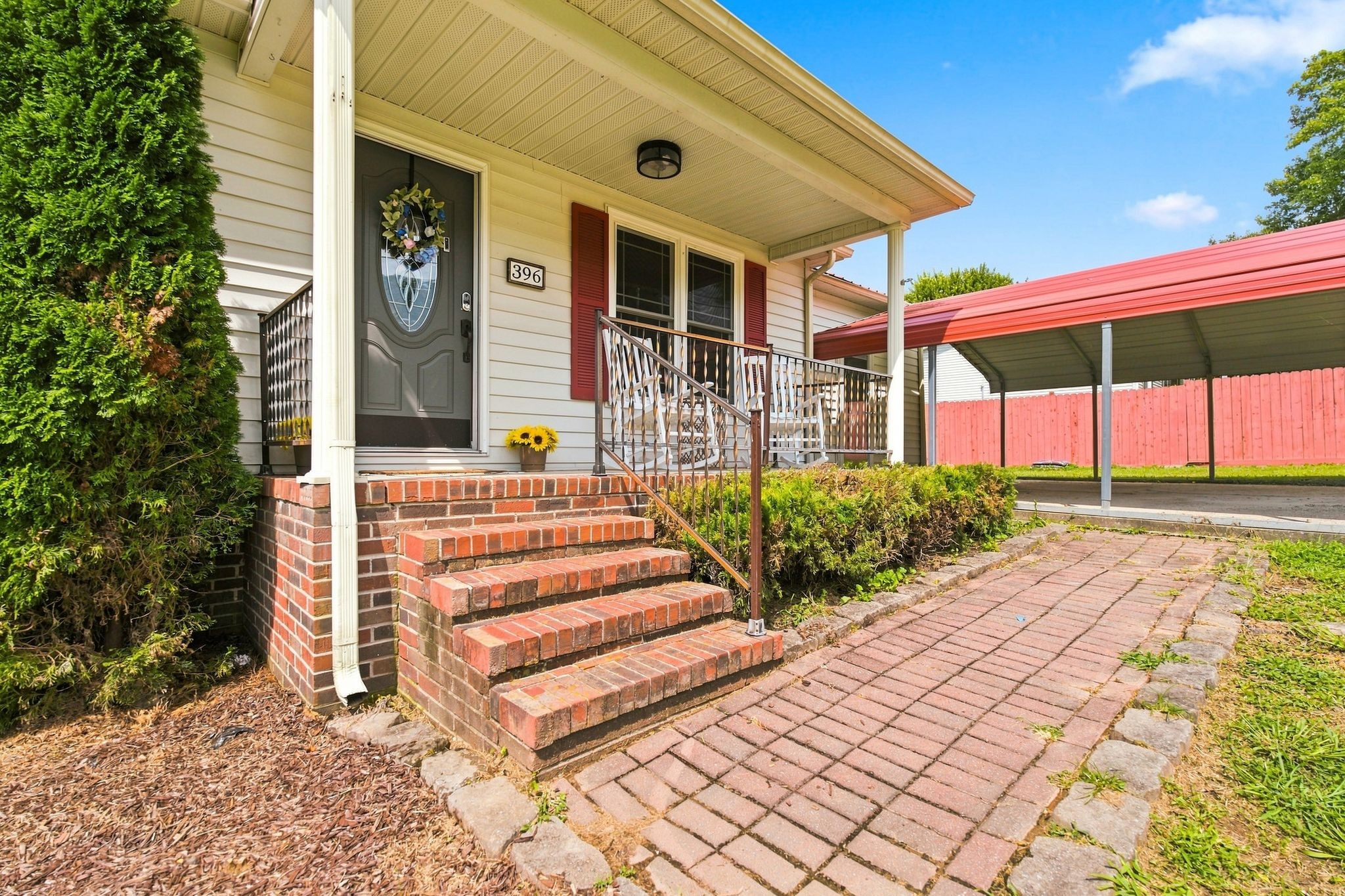 396 Sherwood Dr