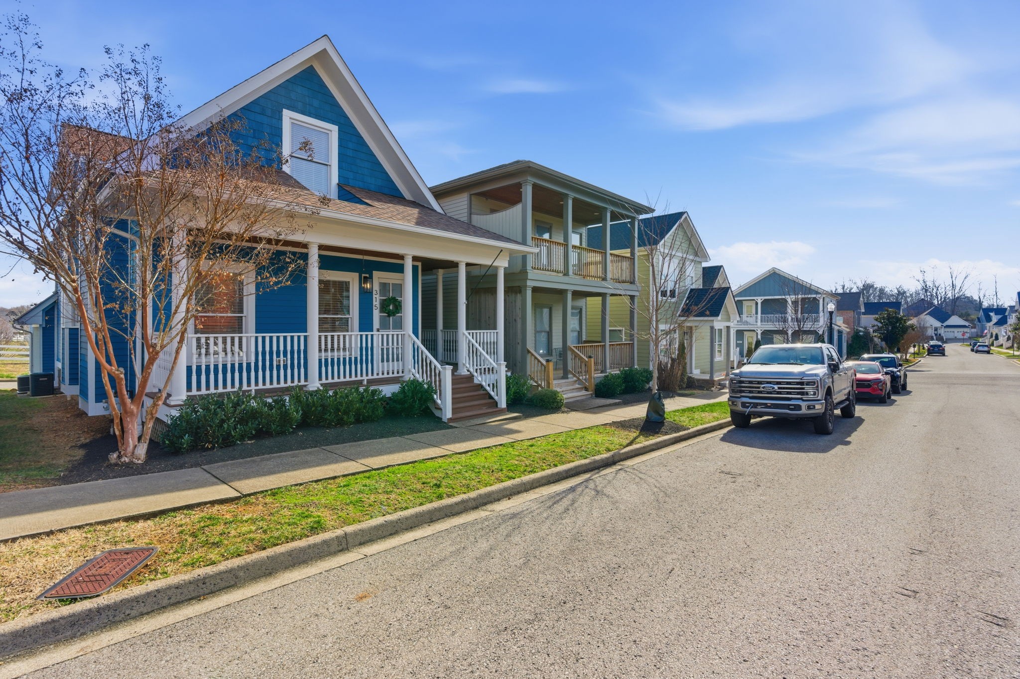 315 Augusta Ave