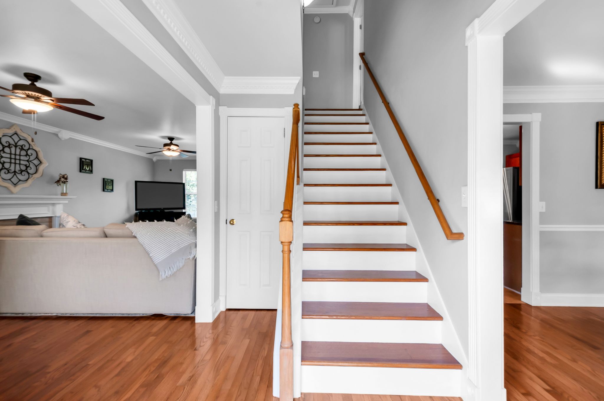 7945 Boone Trce