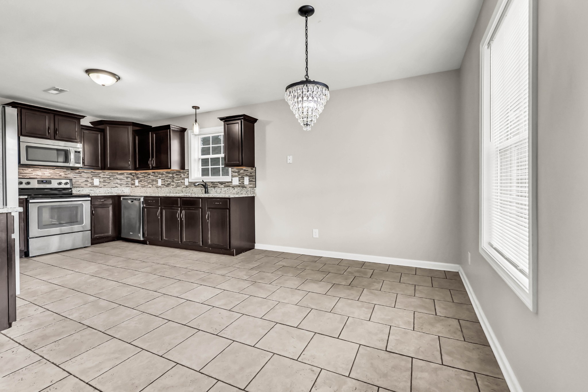 2988 McManus Cir