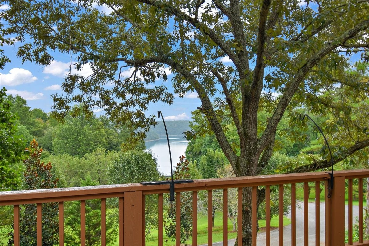 4250 Four Seasons Rd