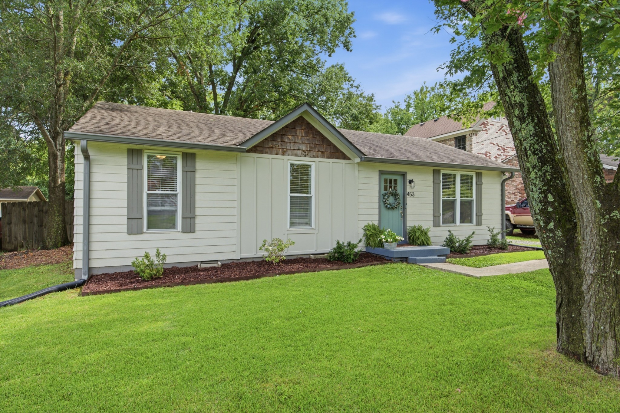 453 Tusculum Rd